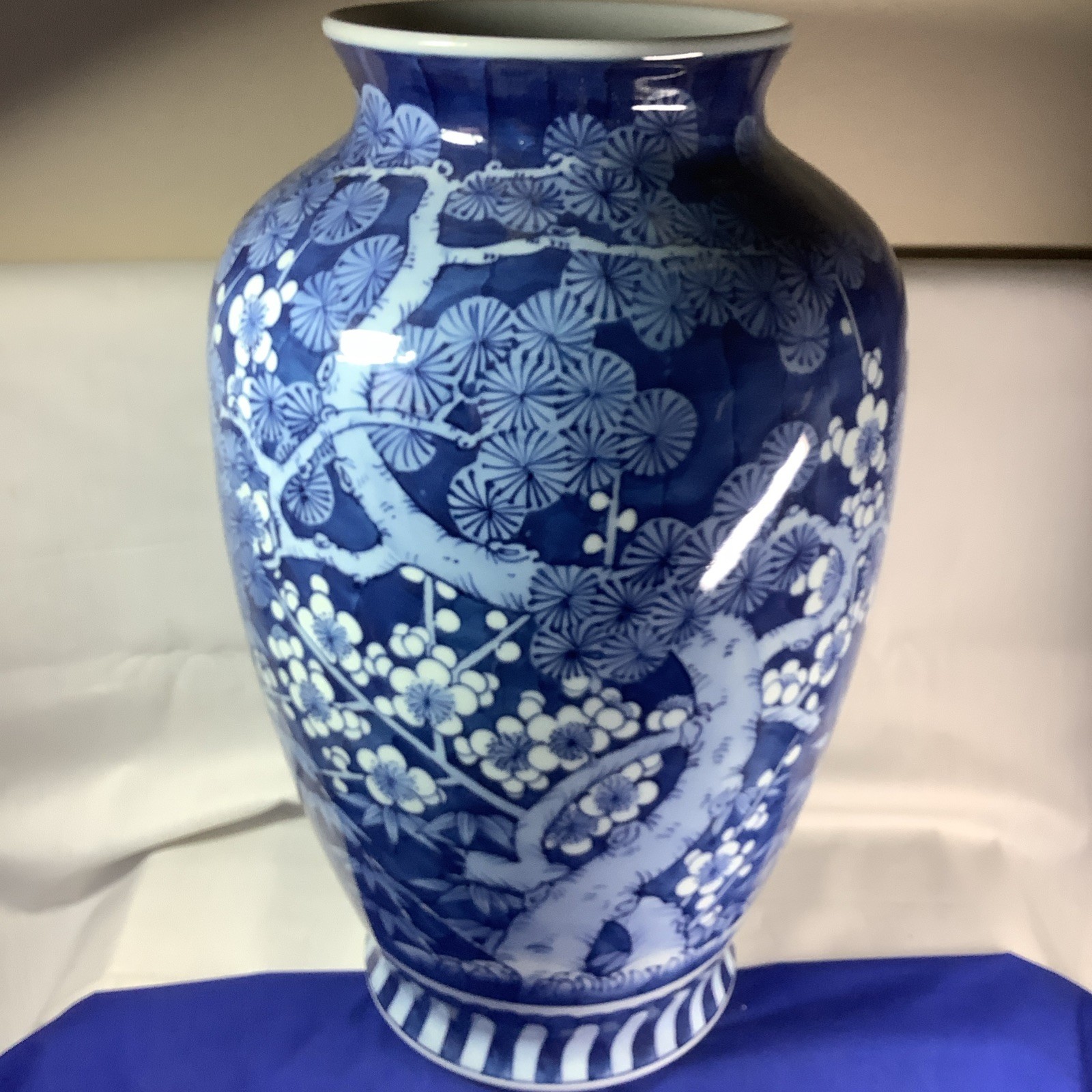 Huge Antique Chinese Prunus Vase THREE FRIENDS OF WINTER Blue/White Plum Bamboo