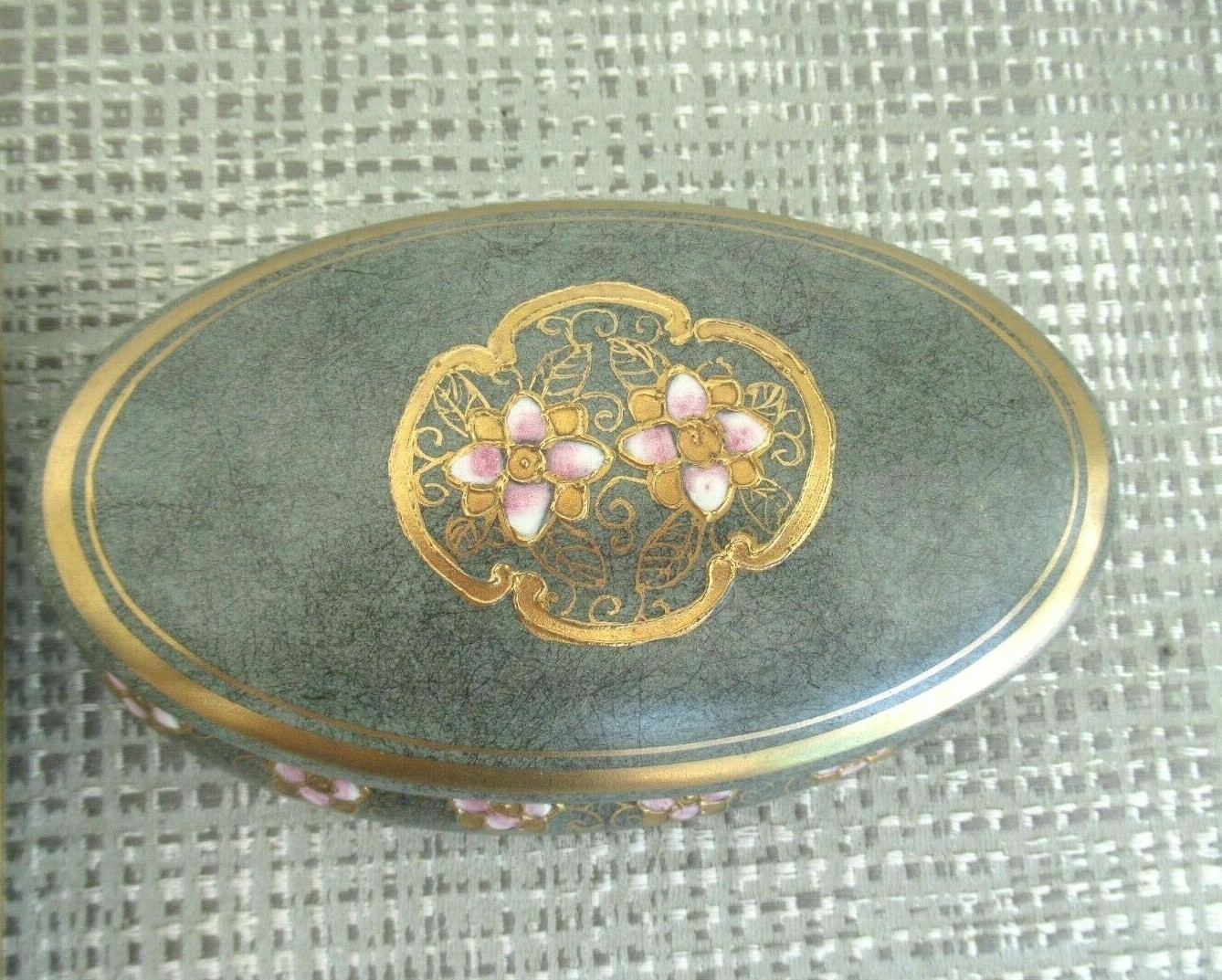 VTG Ceramic hand painted Toyo Set 2 pieces Trinket Dish and Oval Container w/Lid