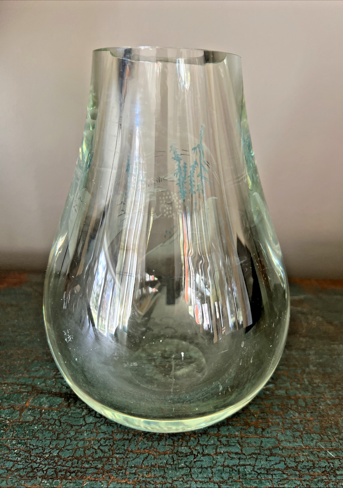 ANTIQUE 1900-1940 CHINESE PEKING GLASS ETCHED MOUTHBLOWN ART GLASS VASE