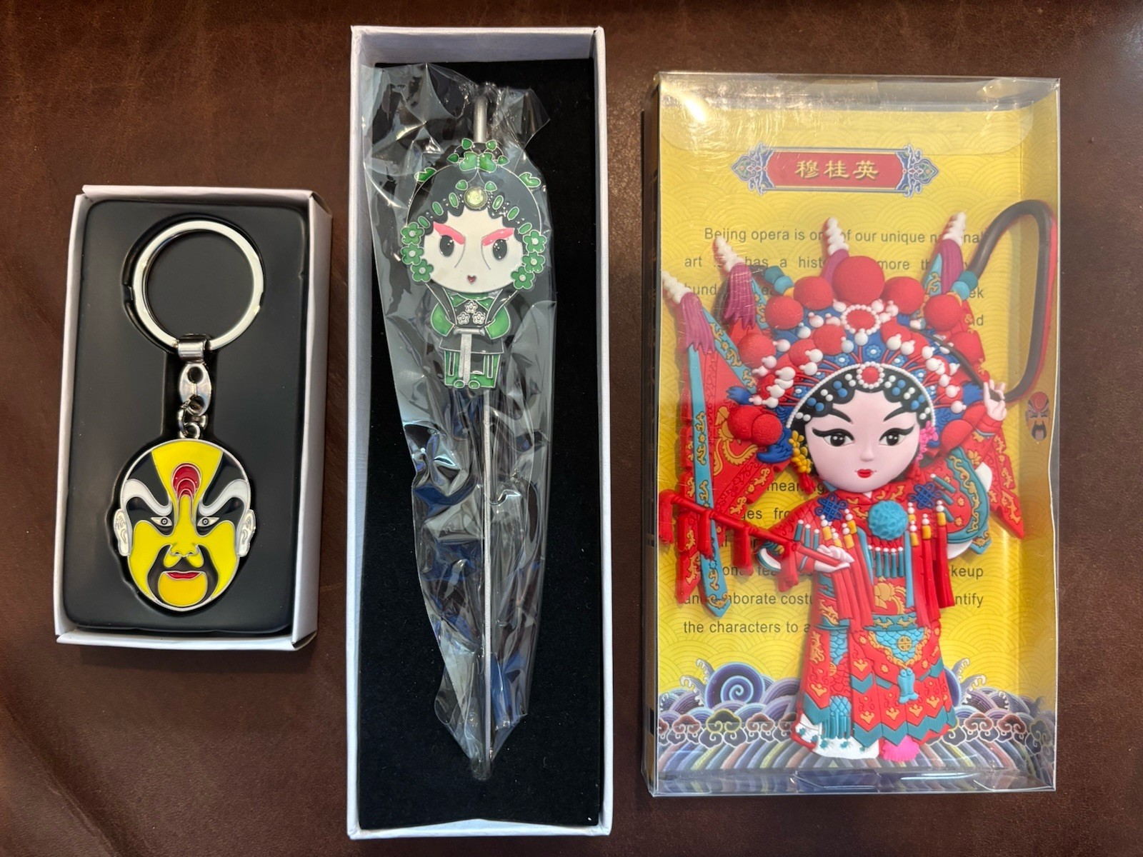 Chinese National Opera Chinese Embassy Gifts: Key Ring Hair Pin Small Figure New