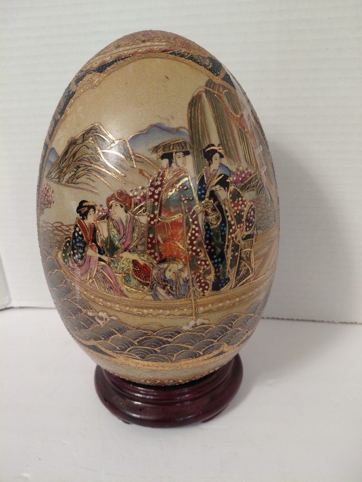 Vintage Satsuma Chinese Porcelain 14″ Asian Art Gold Gilding Egg Excellent Cond.