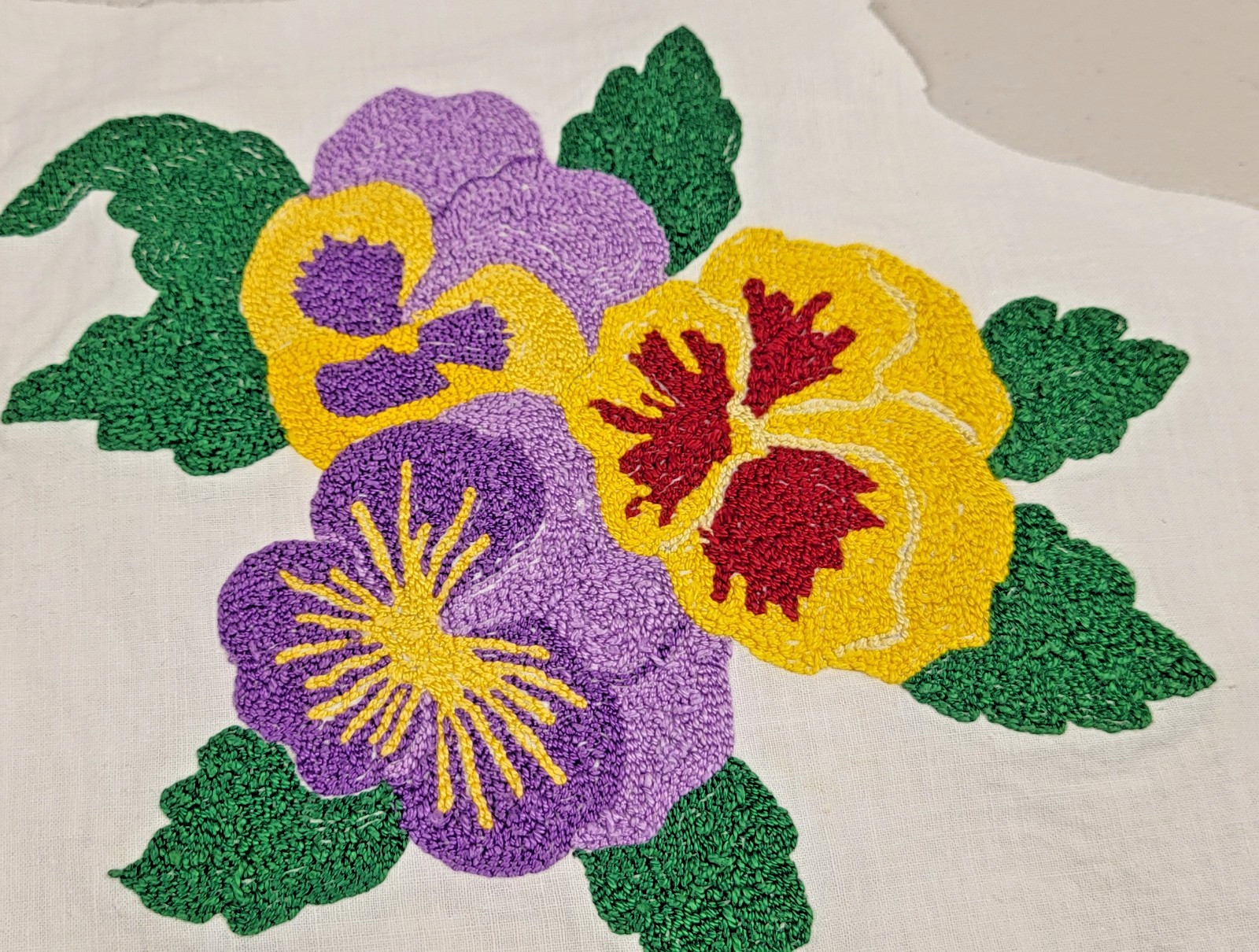 Vtg Embroidery Needlepoint 4 ps Set Floral Cotton 12″x8″ Pansies Peonies 70s-80s