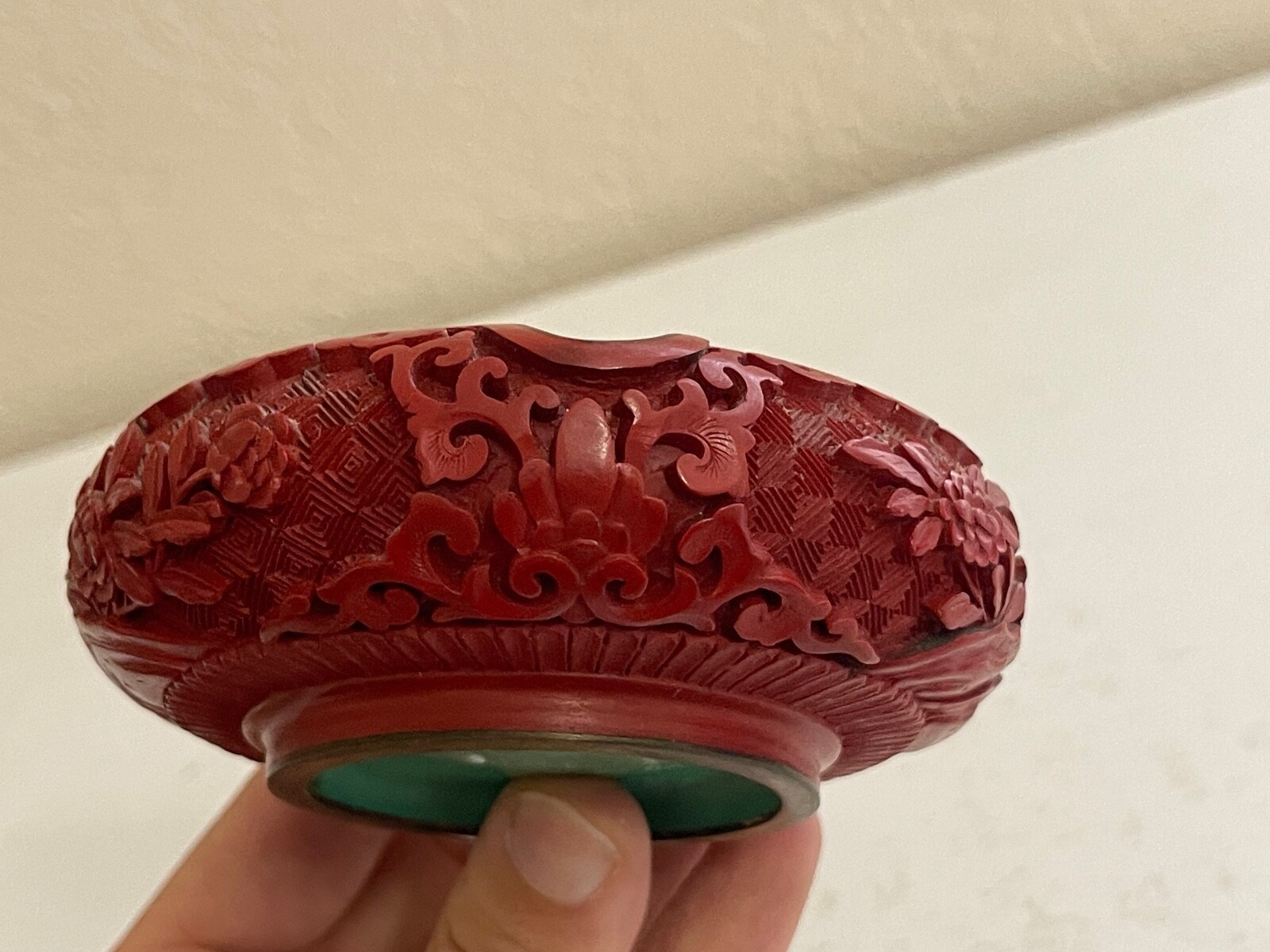 Vintage Chinese Cinnabar & Cloisonne Ashtray w/ Floral Decoration