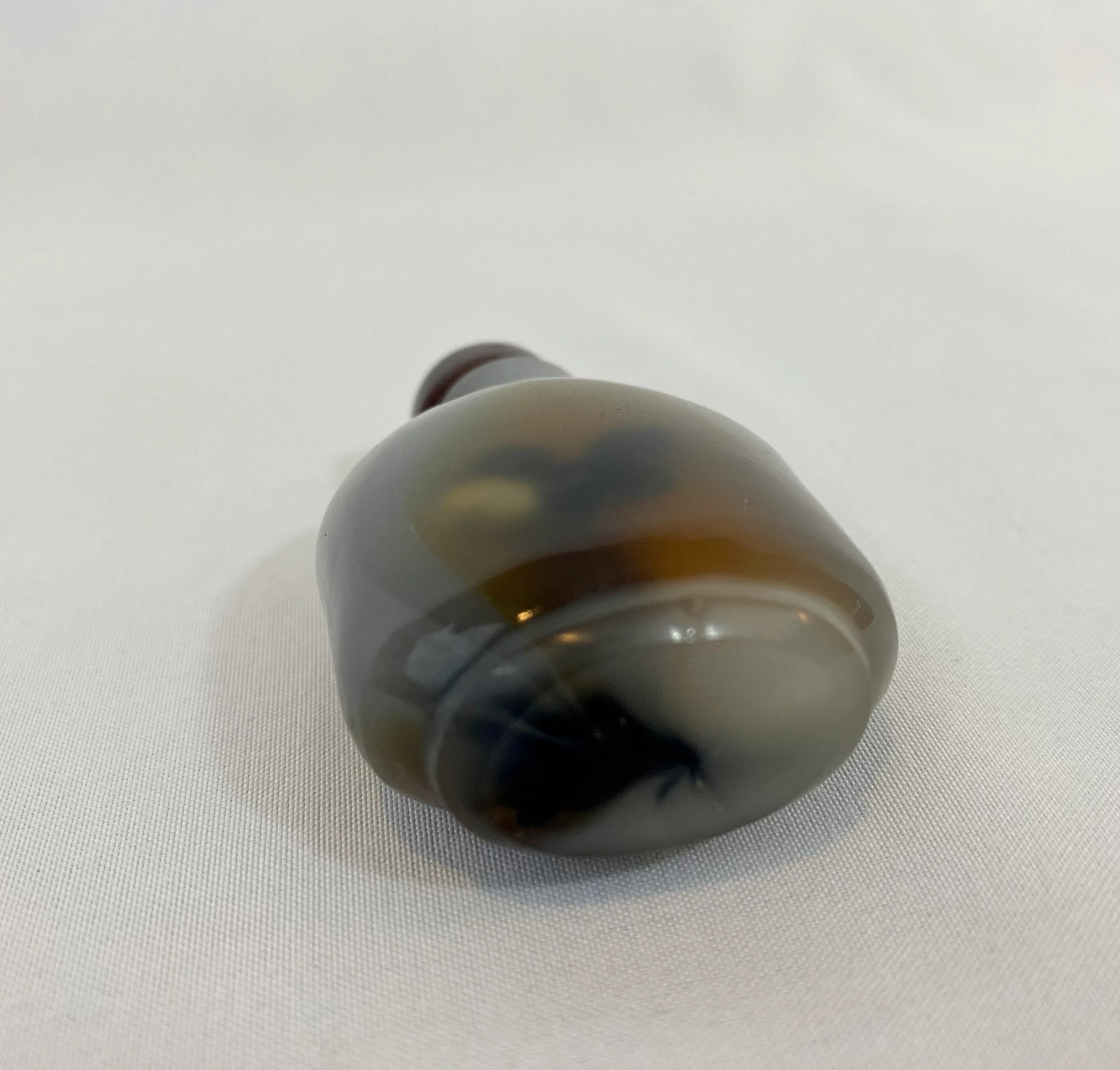 Antique Agate Snuff Bottle