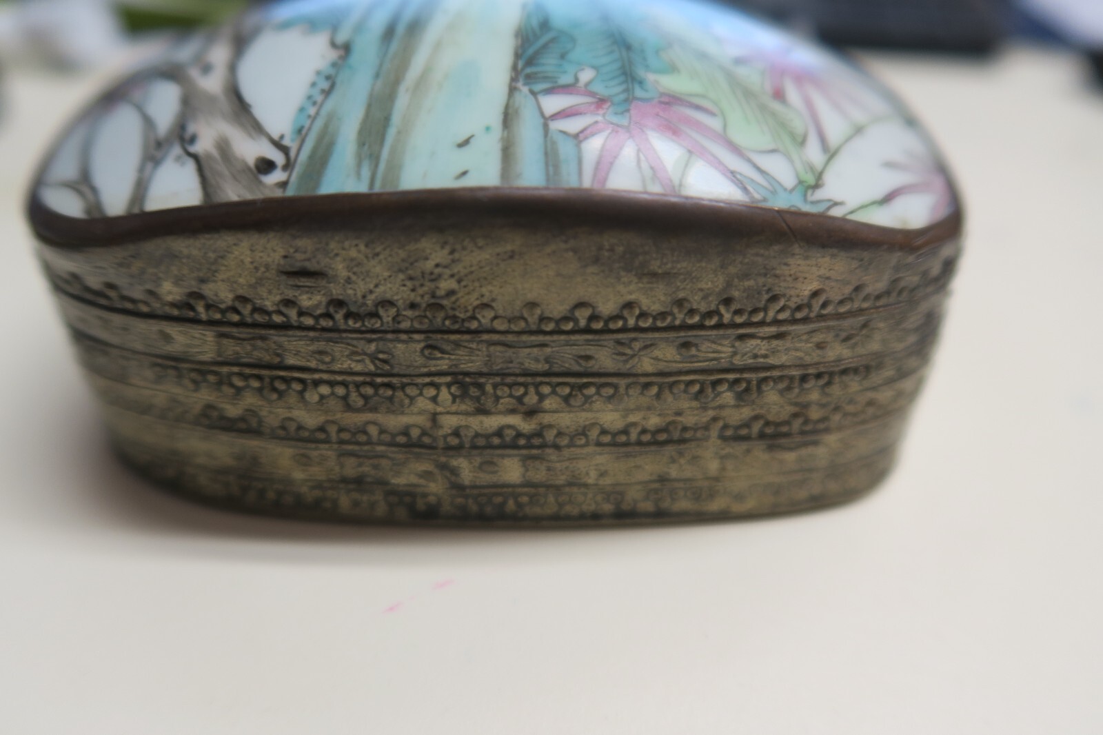 Chinese Asian Porcelain Shard Lid Vintage Metal Silver Trinket Box 4.5″ x 5″