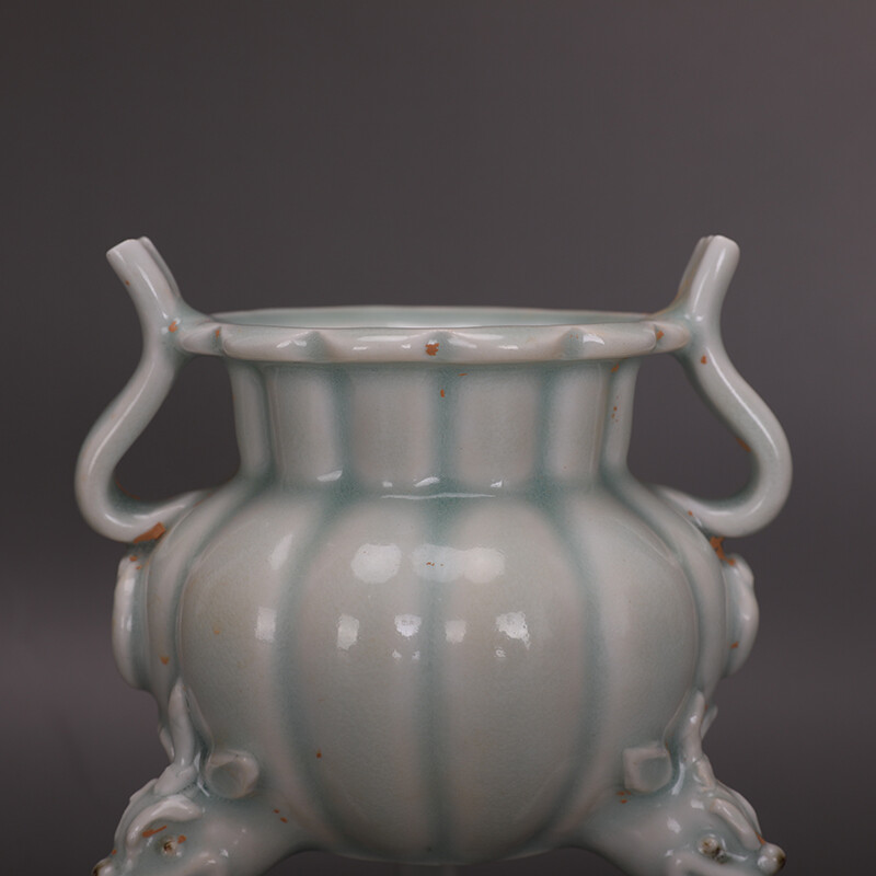 5.6″ Chinese Song Porcelain Lake Field Kiln Green Glaze Tripodia Incense Burner
