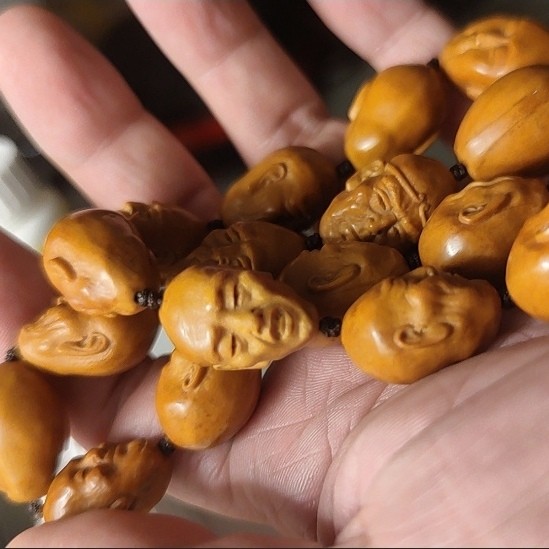 Olive Nut Hand-Carved 18 Arhats Long Bracelet Large Beads Wenwan
