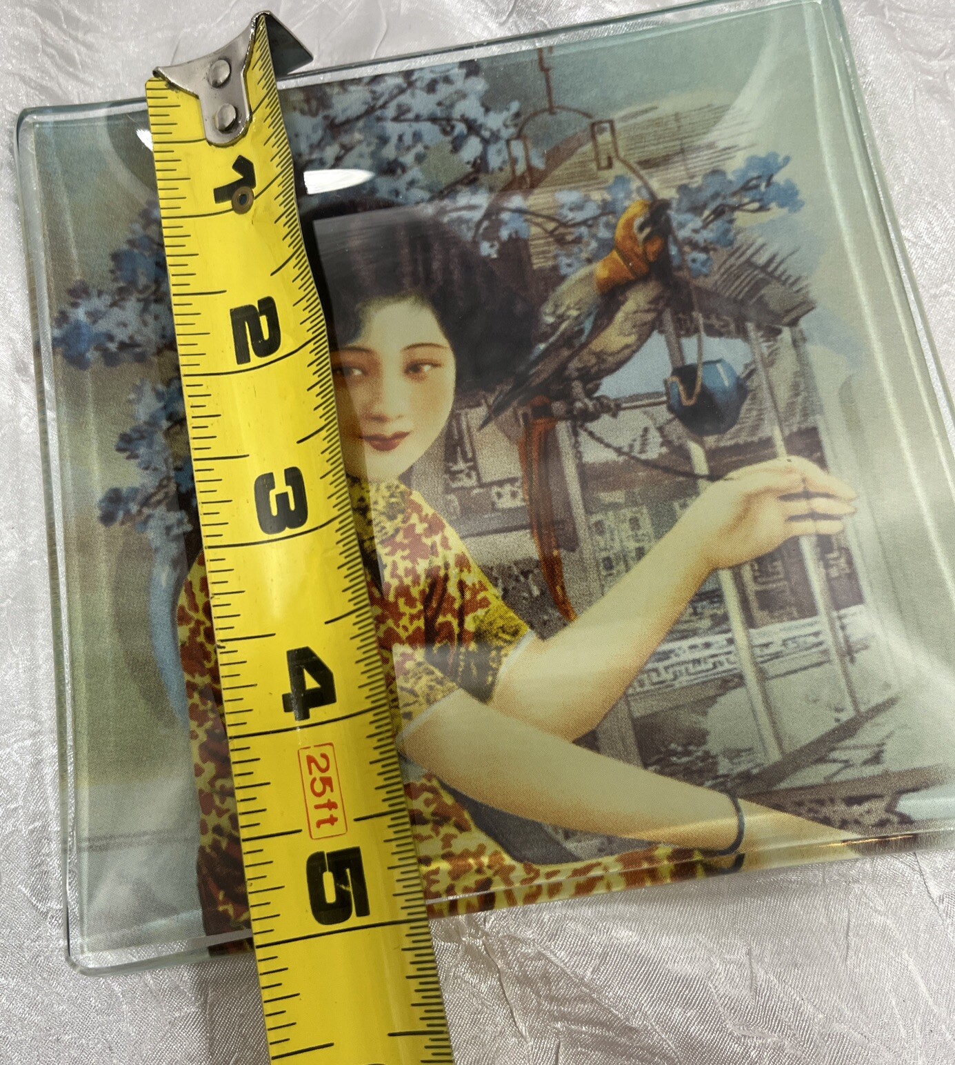 Pair Of Vintage Chinese Pin Up Girls Glass Trinket Jewelry Souvenir Tray 5″×5″