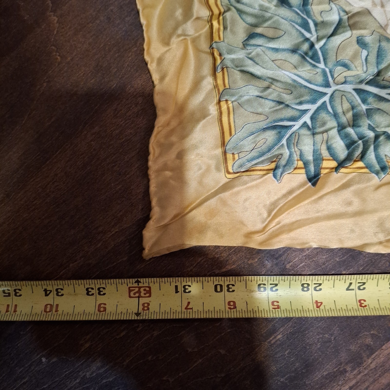 THESE ARE REAL CHINESE SILK SCARFES BUT THEY’RE SO WRINKLED AND I DON’T KNOW…