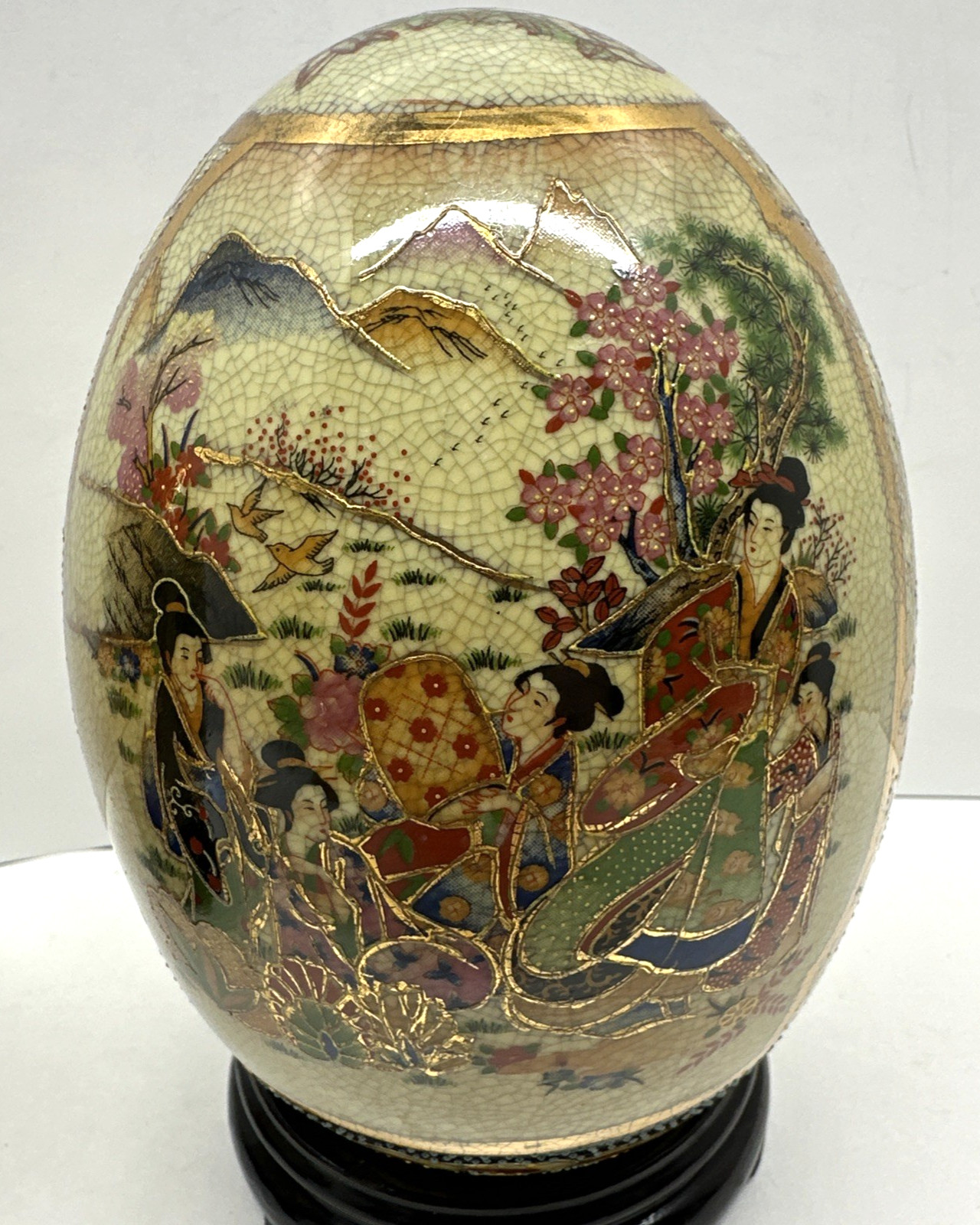 Chinese Decor Satsuma Hand Painted Porcelain Egg Geisha Wood Base 6” Gold Gild 2