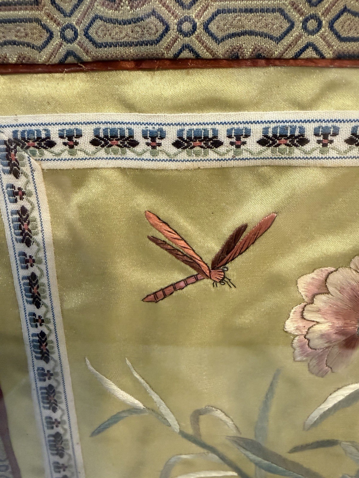 Vintage Bamboo Style Framed Chinese Silk Embroidered Panel Floral Art 12″