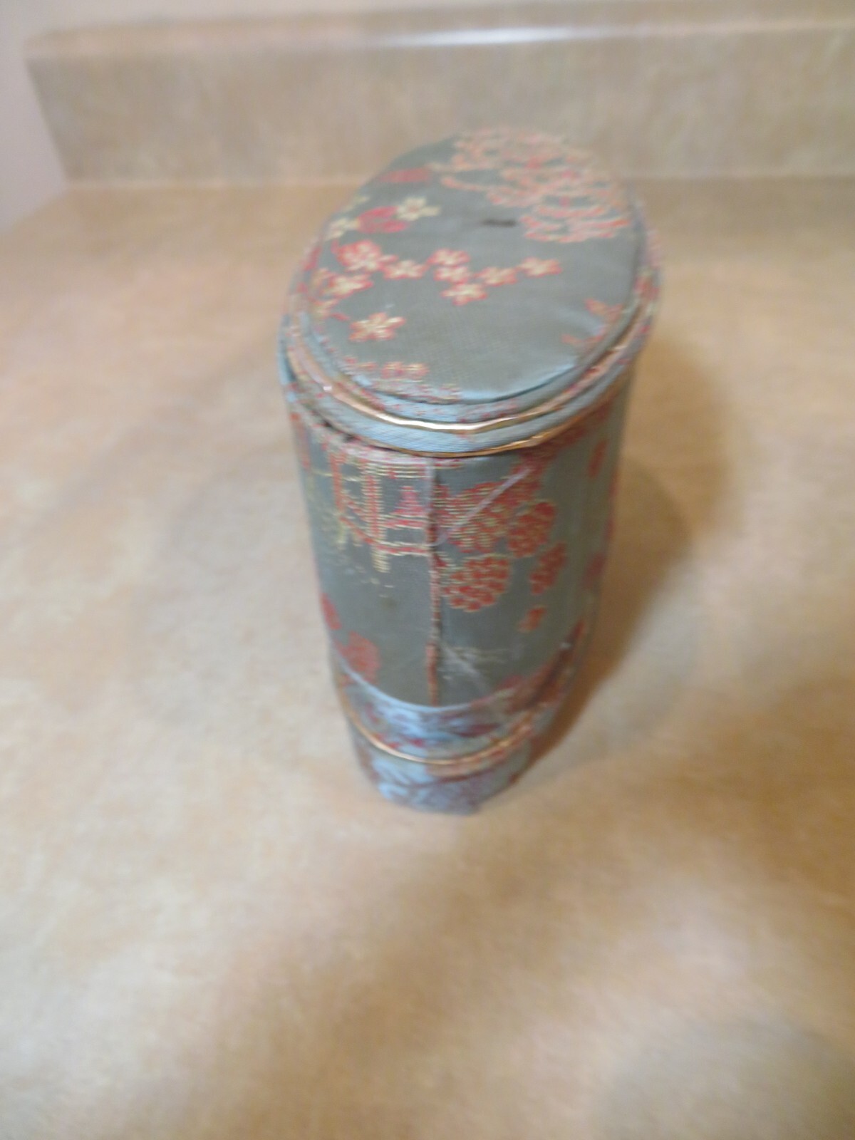 Vintage Shouxing Baddingtiebiu Metal Gold Tone Balls with Case