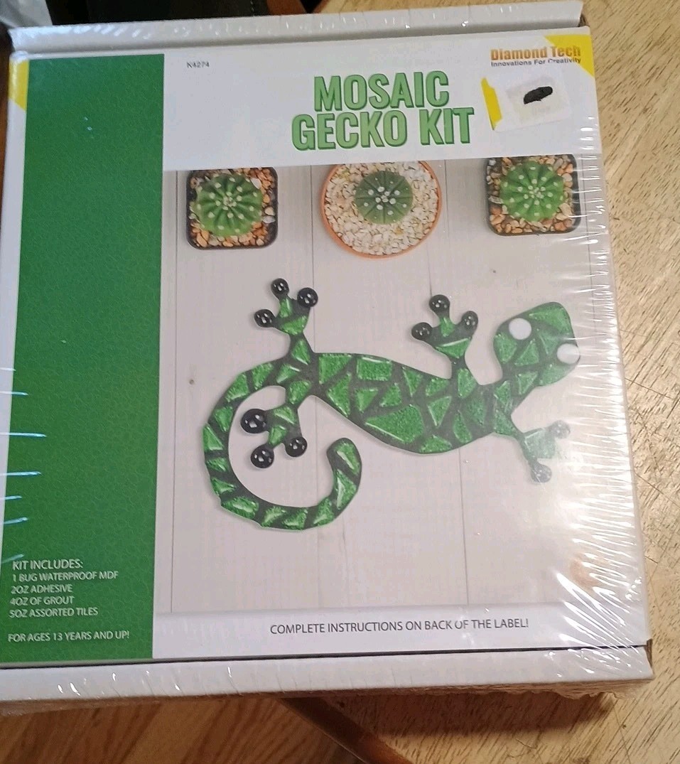 Diamond Tech “Mosaic Gecko Lizard Kit” K4274 Craft Kit New For Ages 13+++