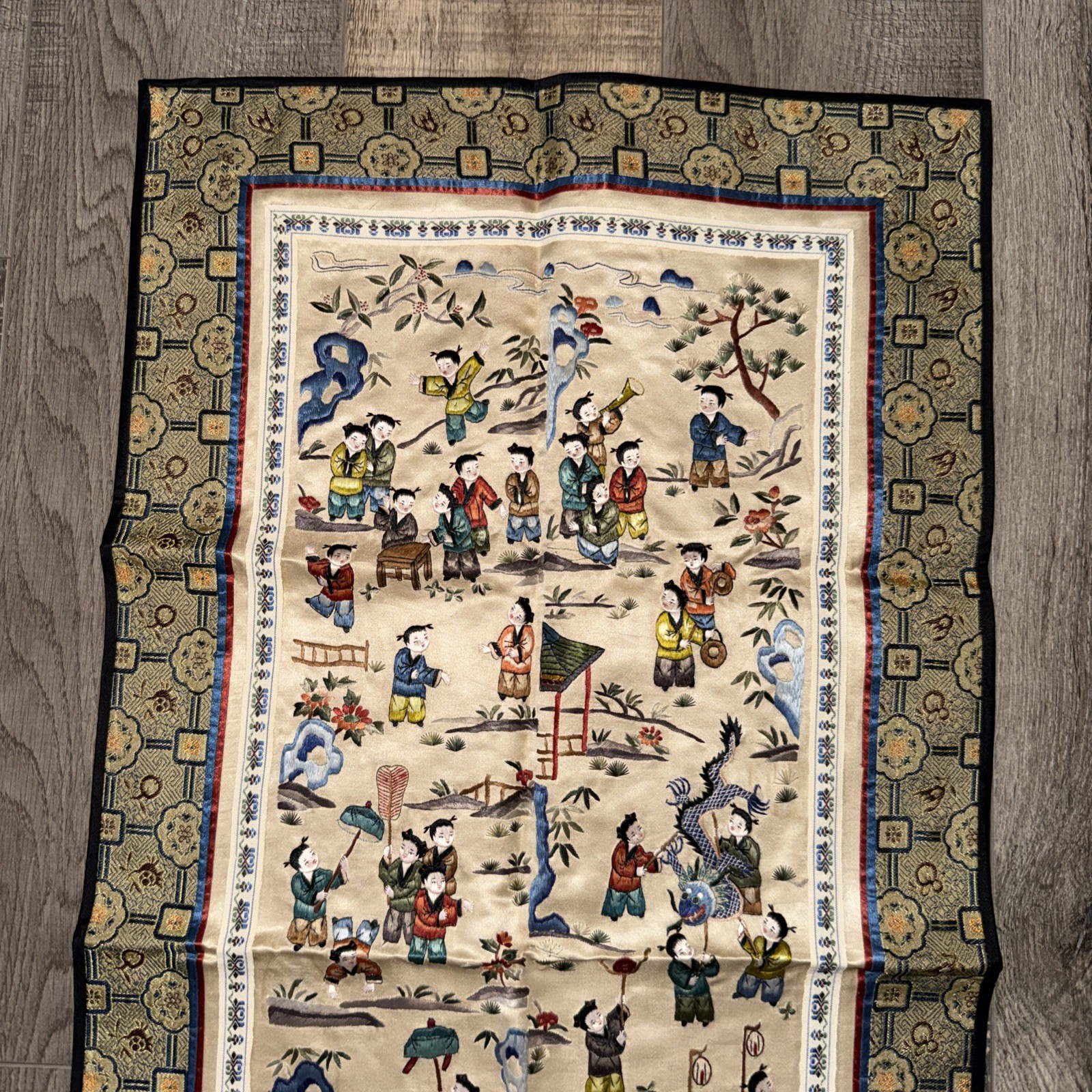 Chinese Silk Embroidered Tapestry Wall Hanging Art Panel 13″ x 26”🔥👀