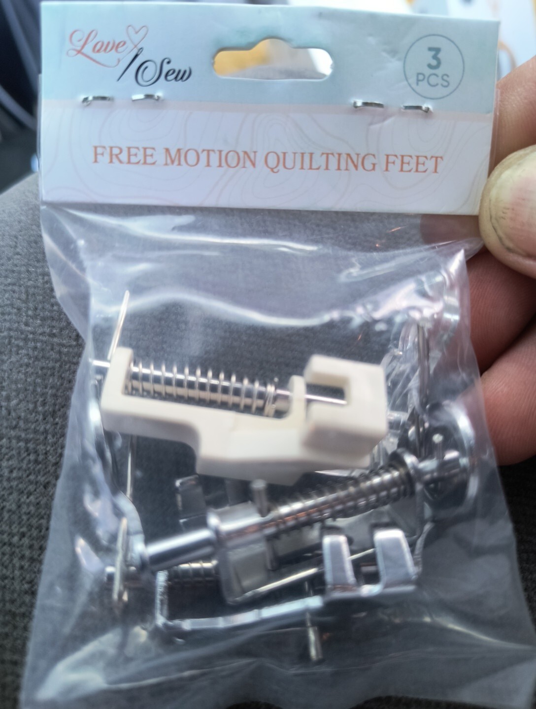 3 Different Free Motion Quilting Presser FEET FOR all low-shank domestic sewing