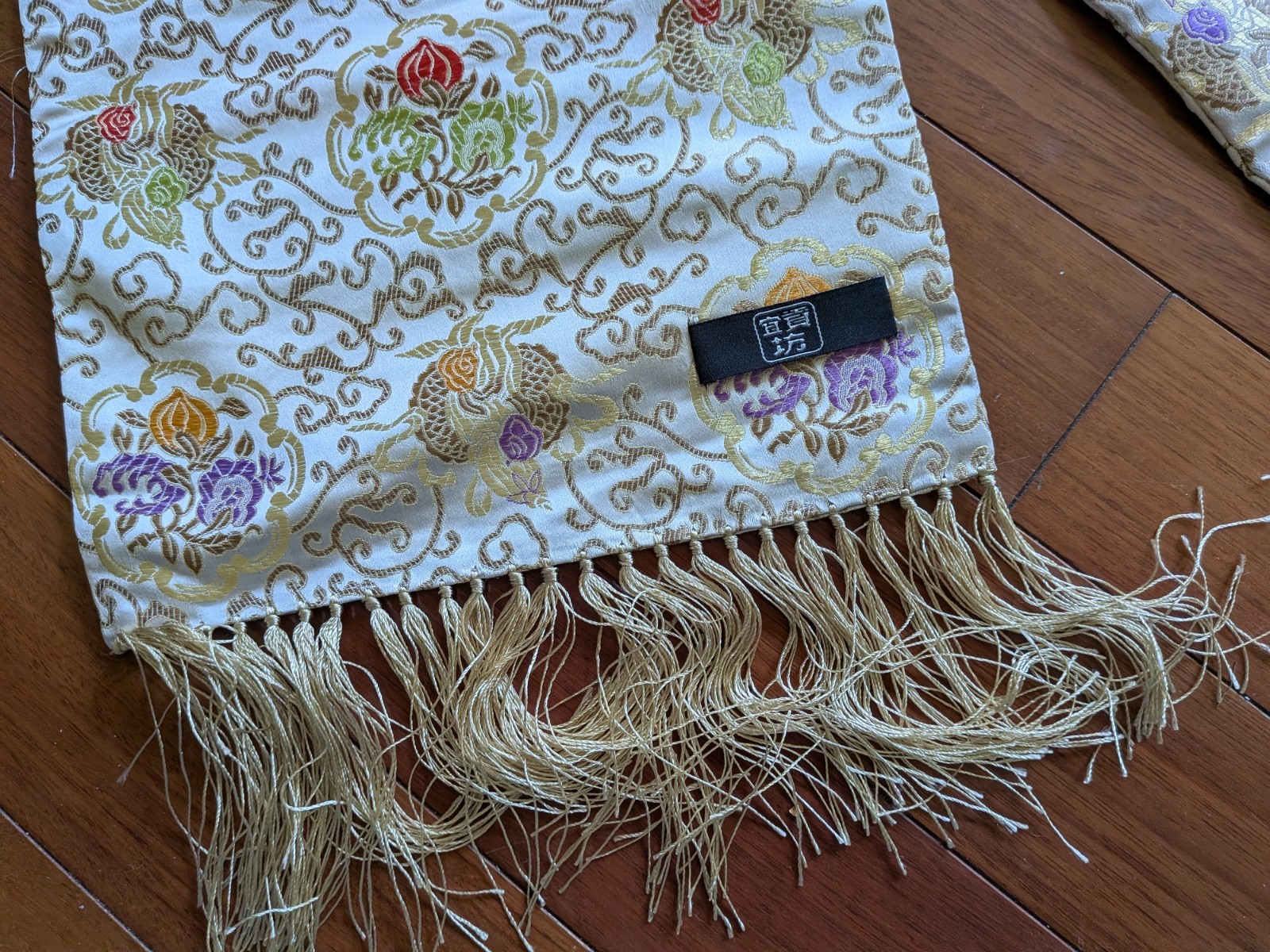 Chinese Yun Brocade Silk 100% Woven Scarf Shawl 58×10.5″ Fringed Boxed Gift Set