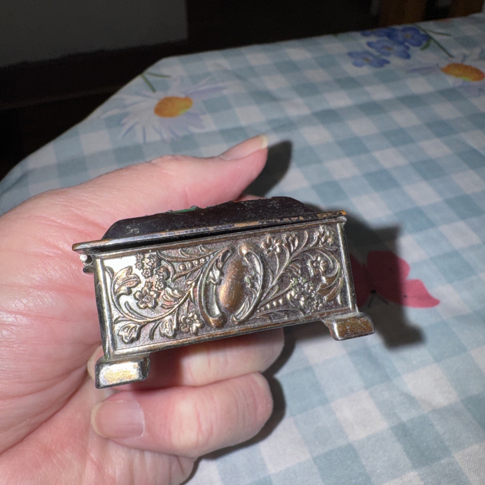 Vintage -Asian Metal Trinket Box With Pagoda, Colorful Made In Japan-Original ￼