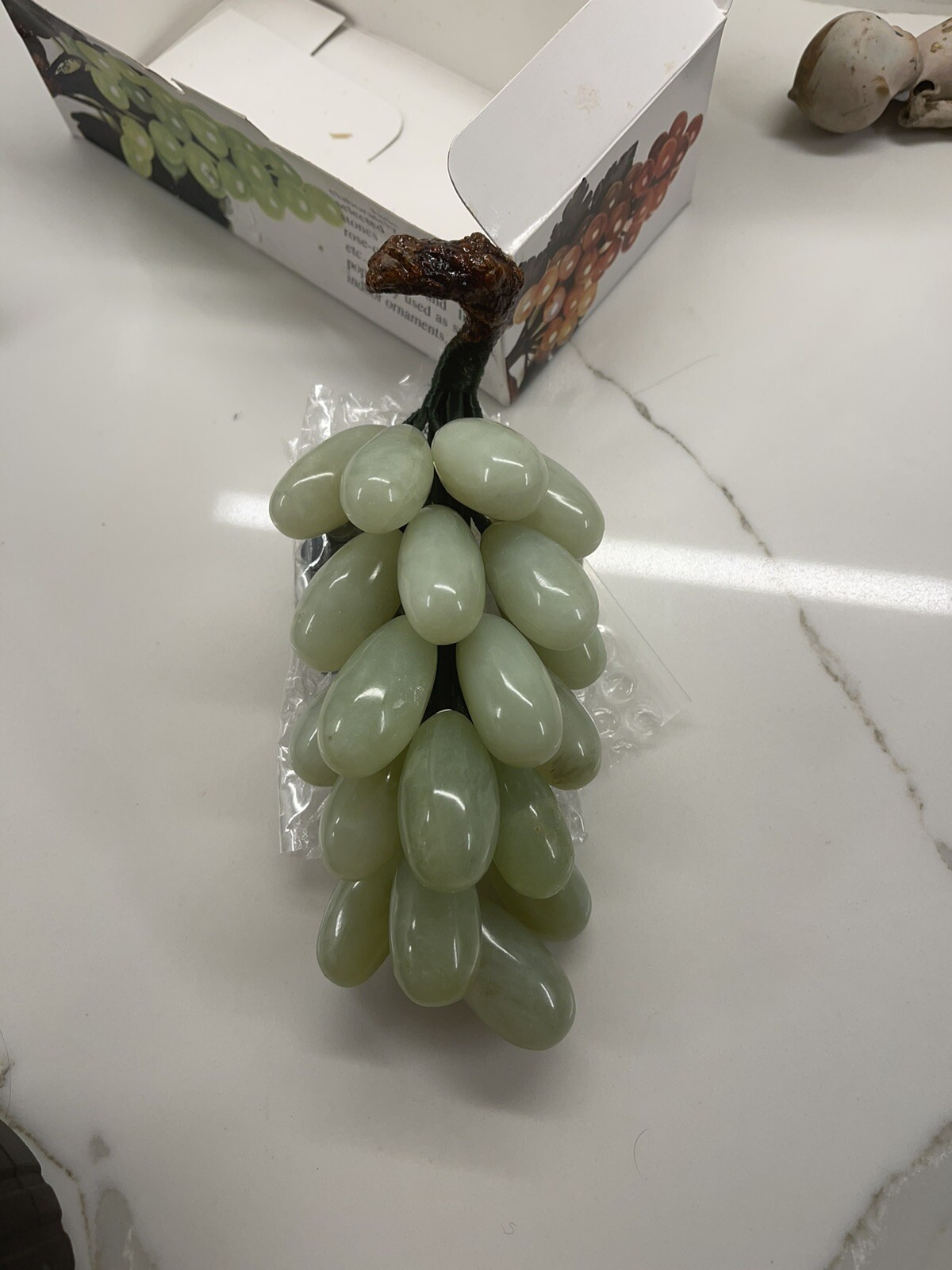 VINTAGE JADE GRAPE CLUSTER CHINA NEW IN ORIGINAL BOX 7.5” Across.