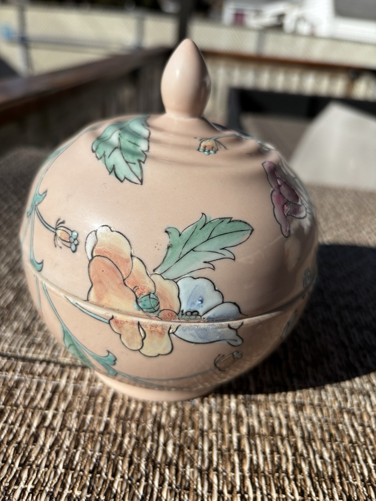 VTG-Toyo Whispering Garden Lidded Dish HFP Macau Pink Floral Ceramic Bowl Lid