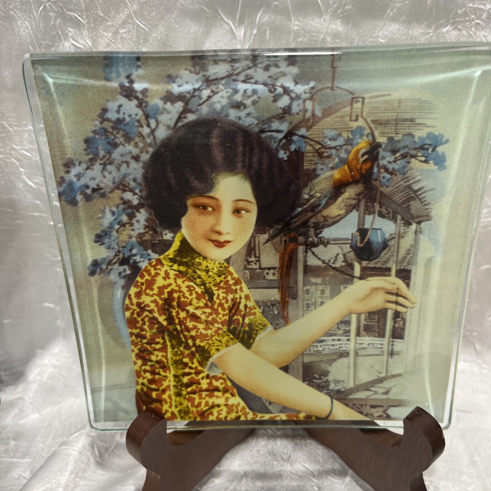 Pair Of Vintage Chinese Pin Up Girls Glass Trinket Jewelry Souvenir Tray 5″×5″