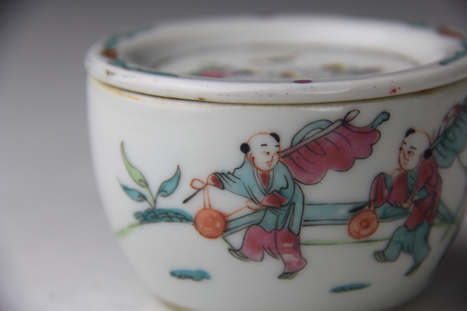 Antique Chinese Porcelain Famille Rose Cricket Cage Box
