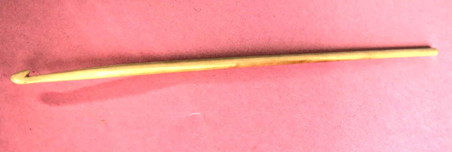 Wooden Crochet Hook ~ 5.25 inches long ~ 1/8 ” in diameter “Bamboo”