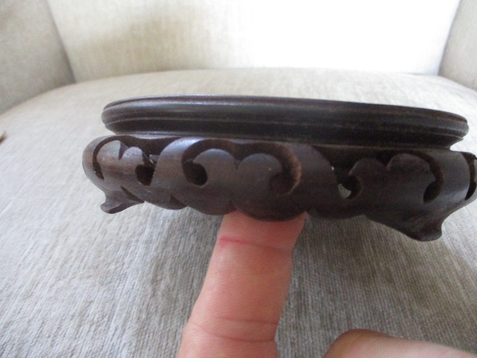 VTG CHINESE CARVED WOODEN VASE LAMP PEDESTAL BASE STAND 4.75″ Diam
