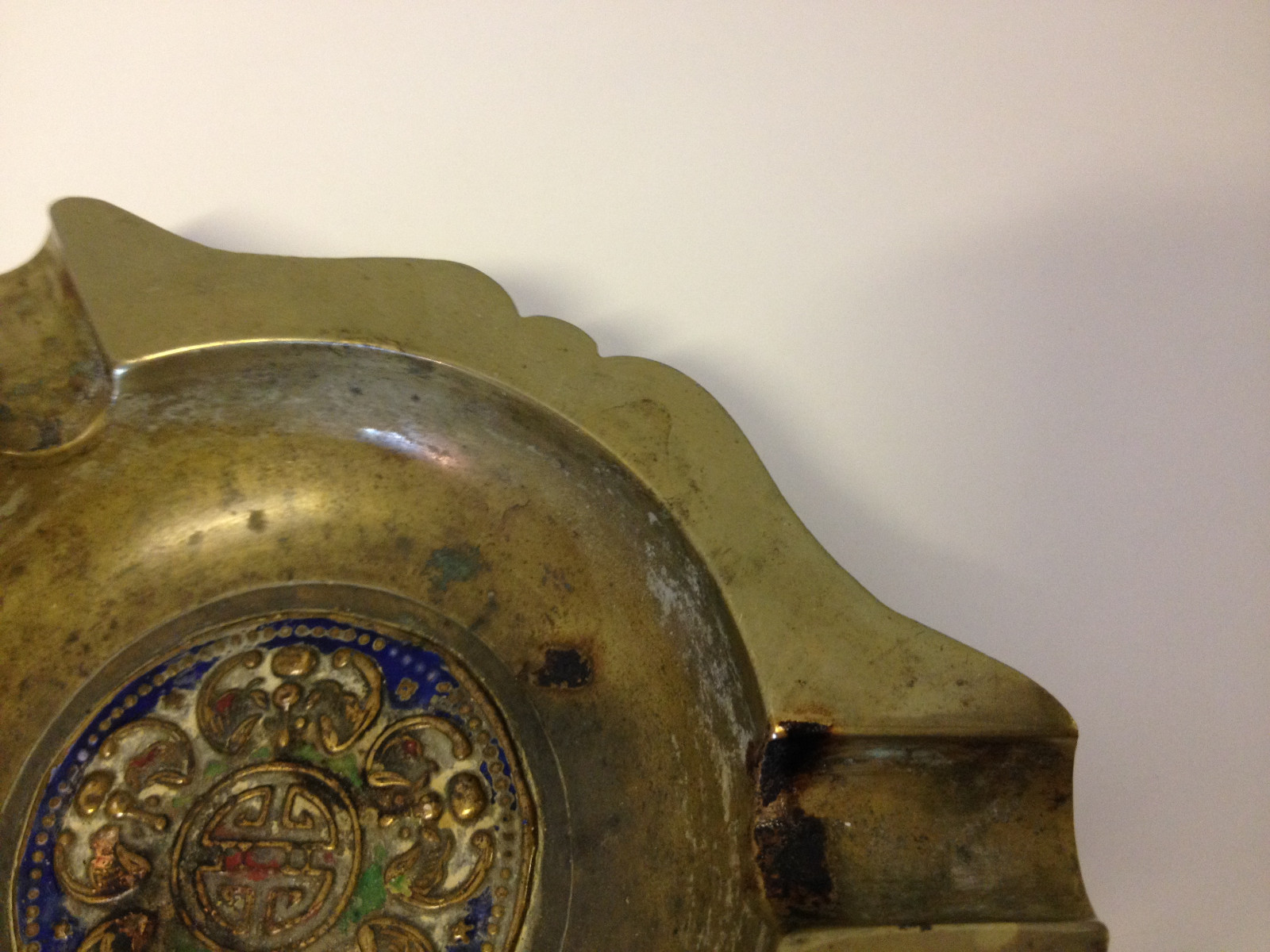 Vintage Antique Chinese Brass Ashtray w/ Enamel, Bats & Symbol Decoration