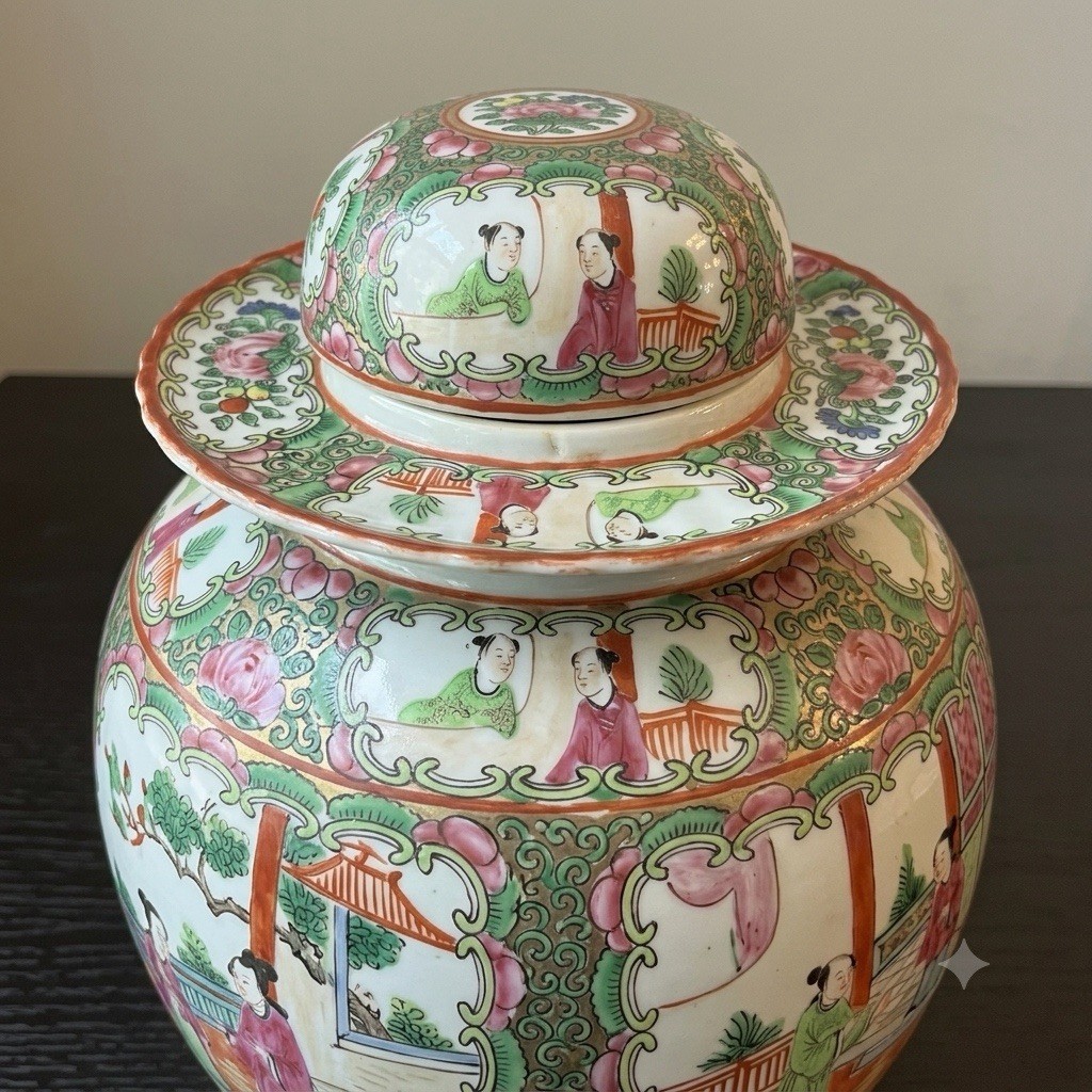 VTG Chinese Rose Medallion Porcelain Lid Collar Gallery Stand Replacement, 4.5″W