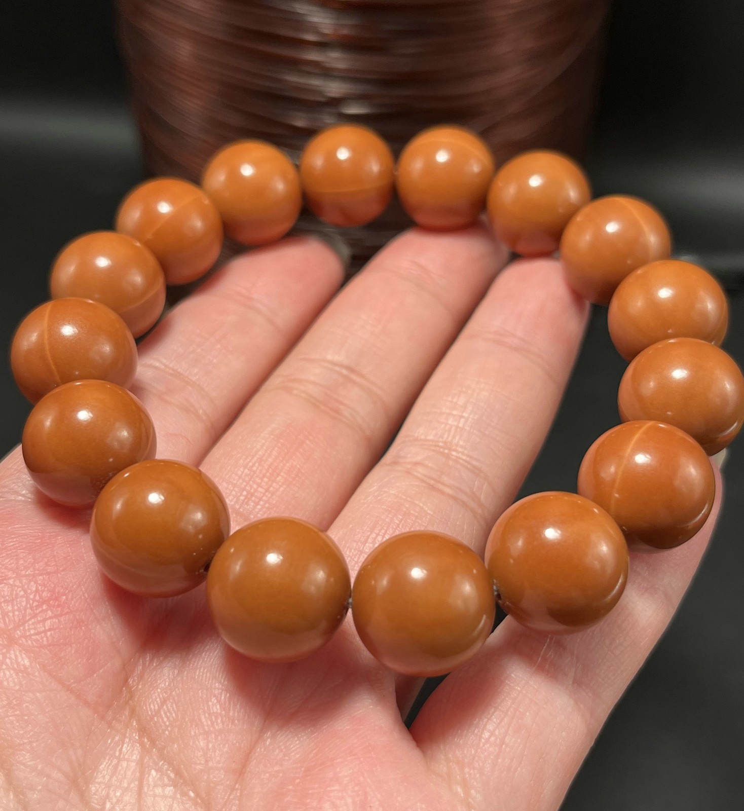 14.5MM China Olive Dentoliva Monkey Head 16PCS Smooth Round Beads Bracelet