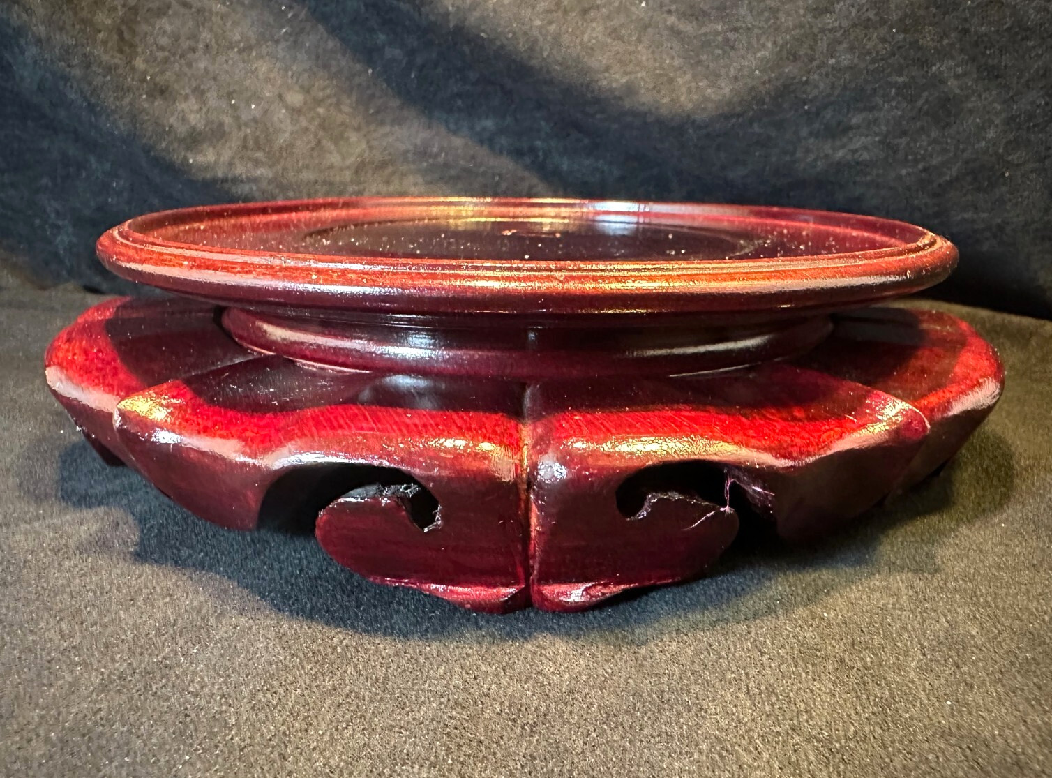 Chinese Carved Articulated Round Rosewood Vase Stand Base 9 In.