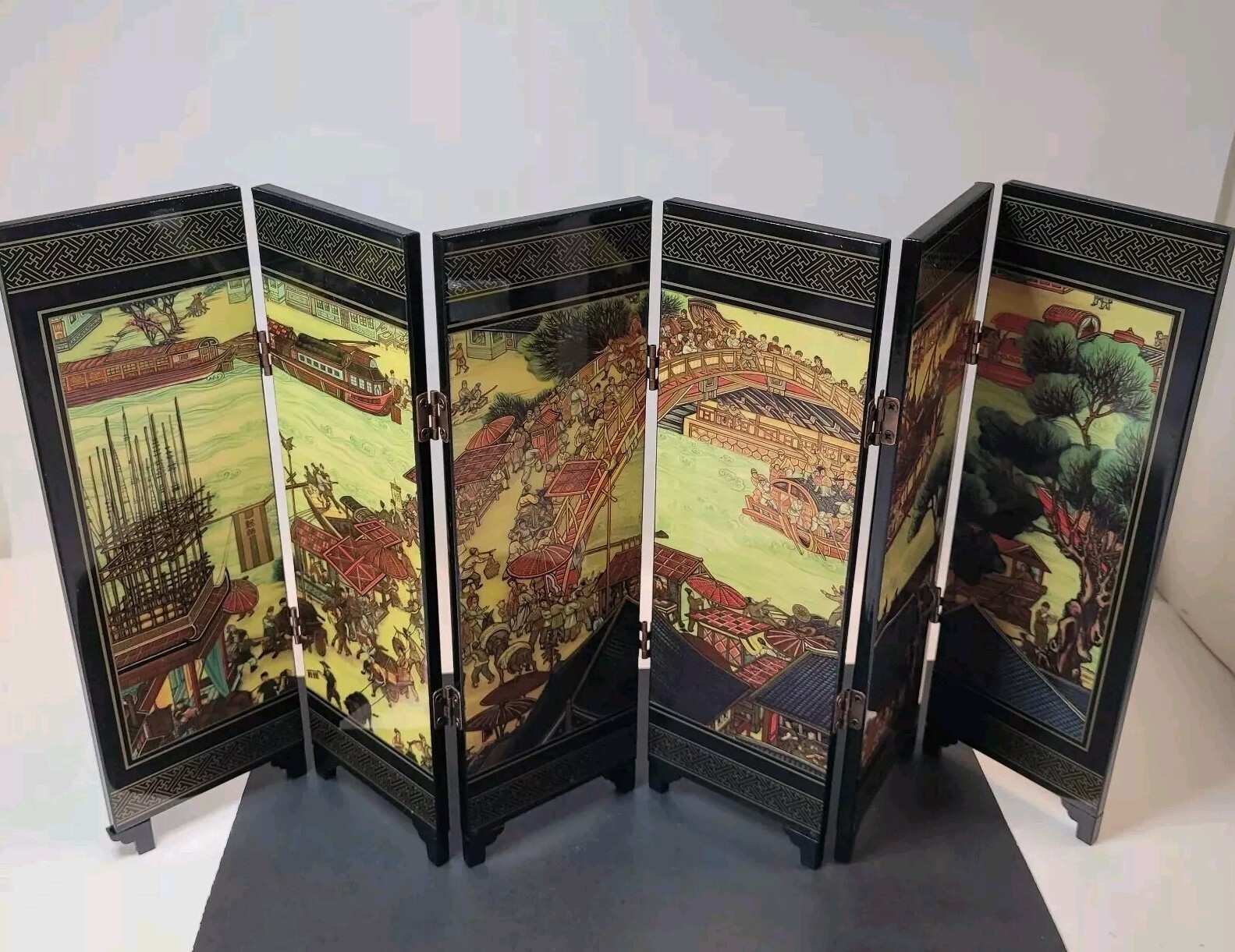 Asian Tabletop Folding Screen 4 Panels 2 Sided Festival Scene Acrylic 9.5×18″