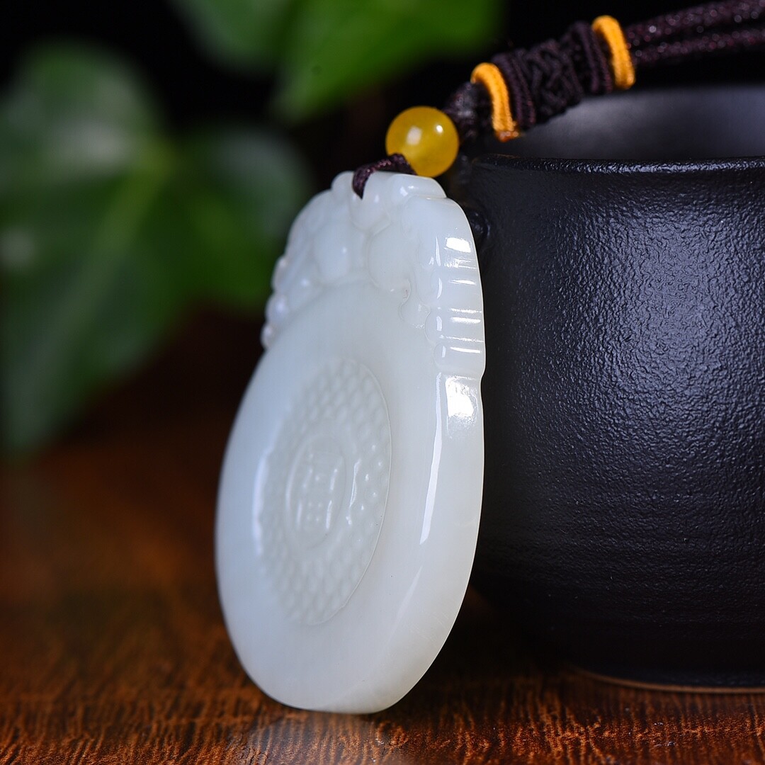 Chinese Hetian White Jade Hand Carving Animal Ancient Beast Amulet Pendant
