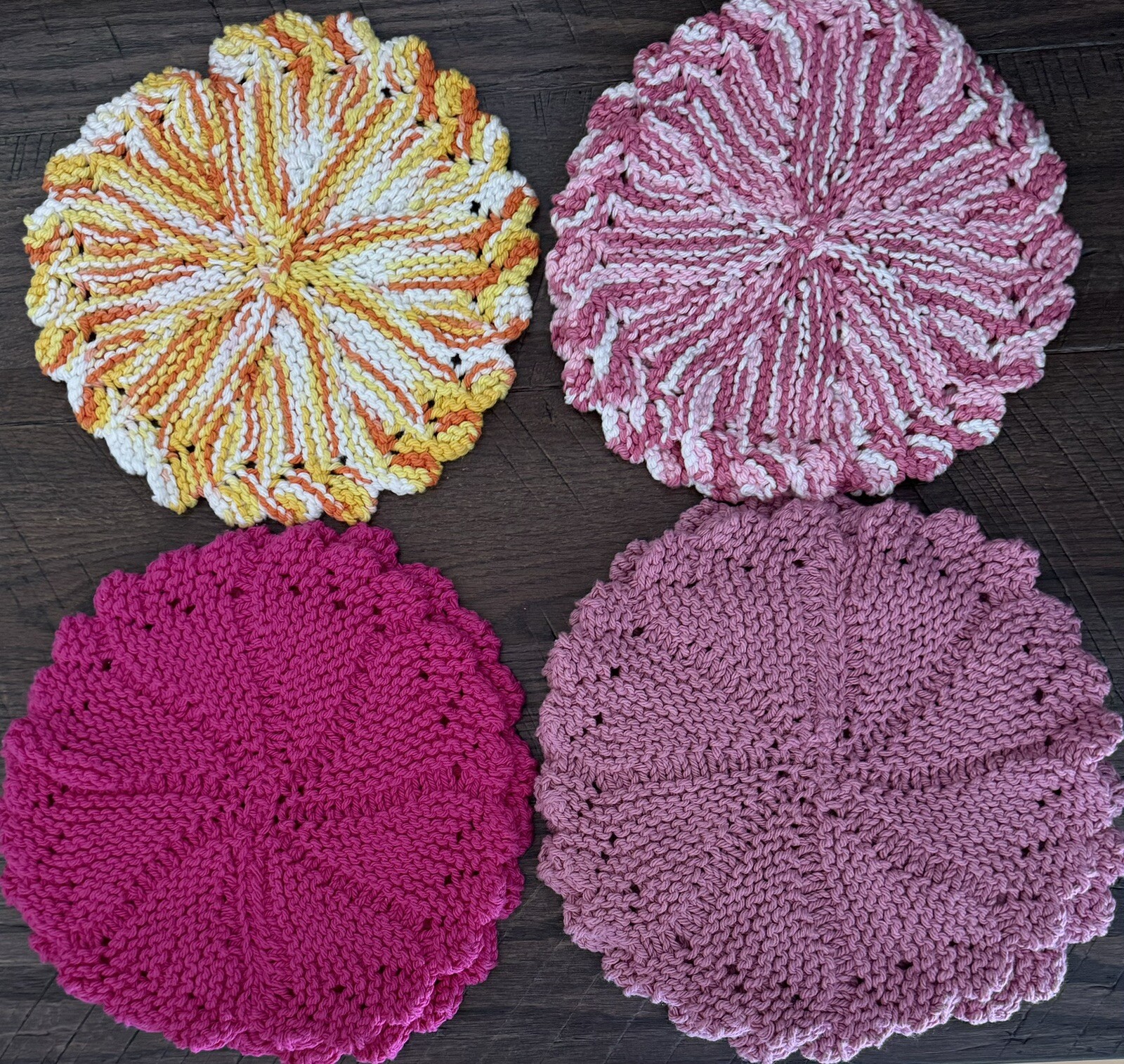 Dish Cloth / Wash Cloth – White – 8″ round handmade knitted New – Machine Wash