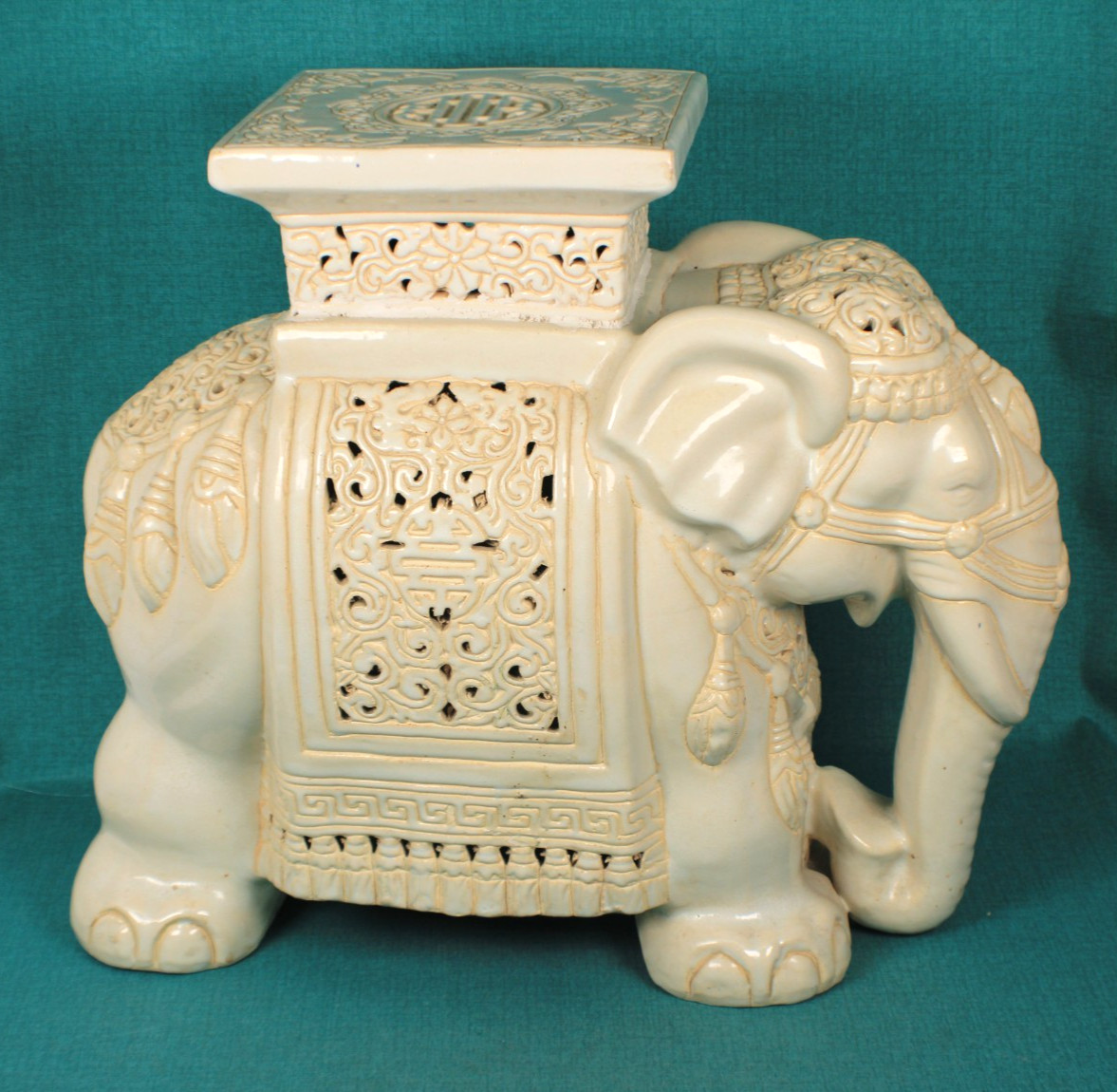 Mid Century Asian Style Ceramic Elephant Plant Stand Beige/ Off -White