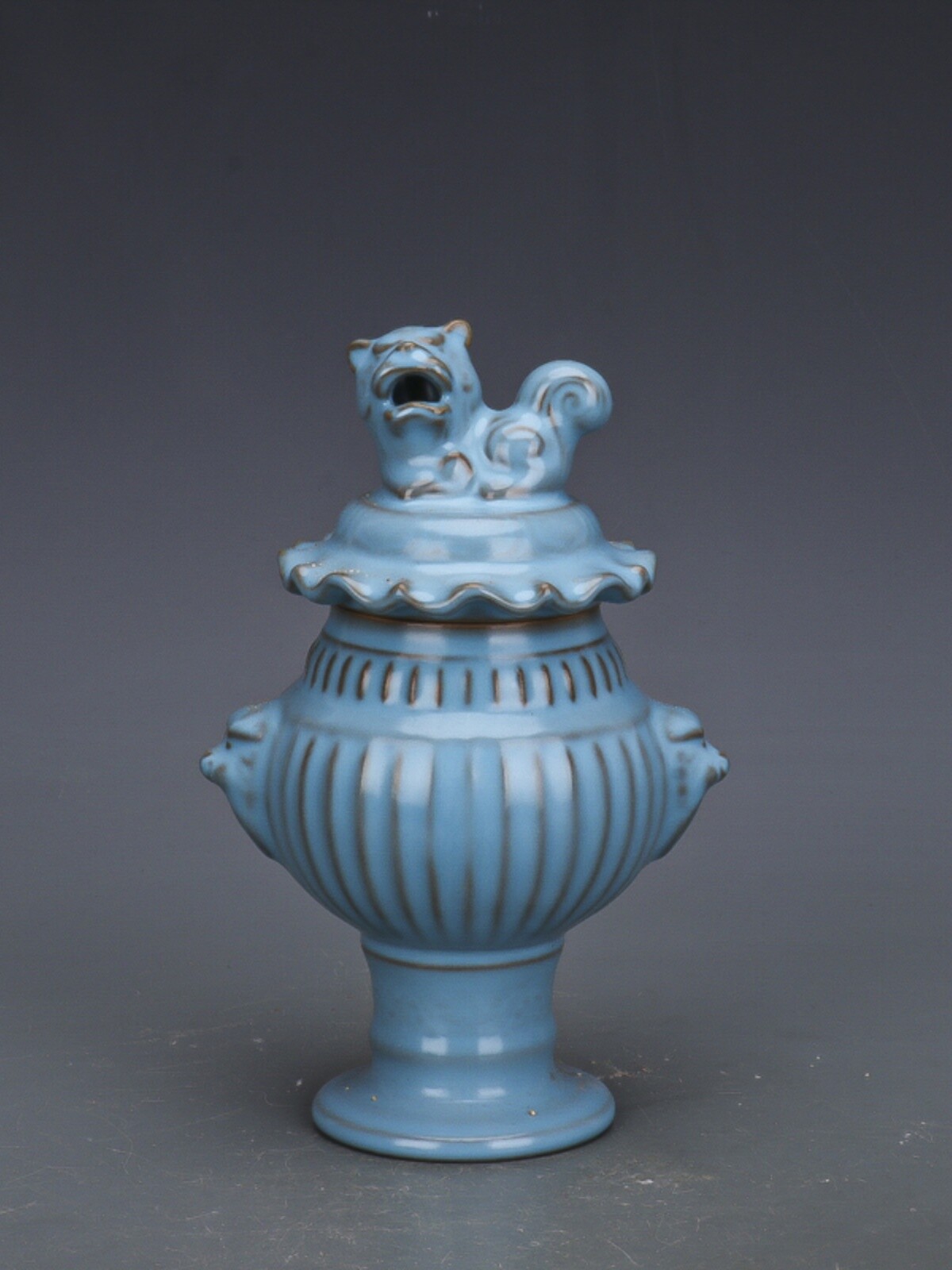 7.4″ Collect China Ruyao Sky Blue Glaze Porcelain Foo Fu Dog Lion Lid Pot