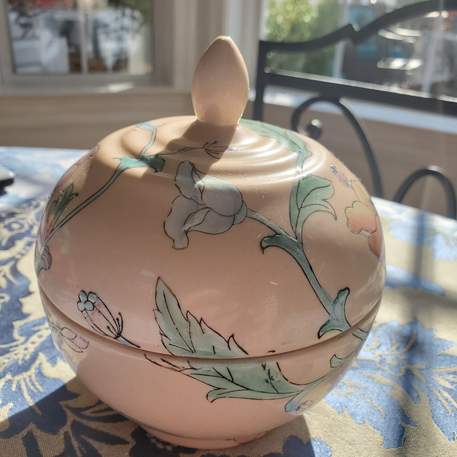 Pink Lidded Dish Toyo Whispering Garden HFP Macau Floral Ceramic Bowl Lid