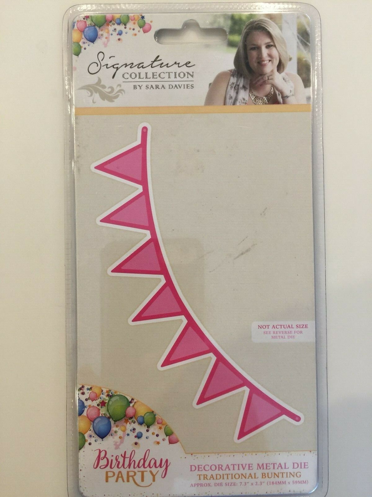 Crafter`s Companion Sara Davies Die Birthday Party Traditional Bunting