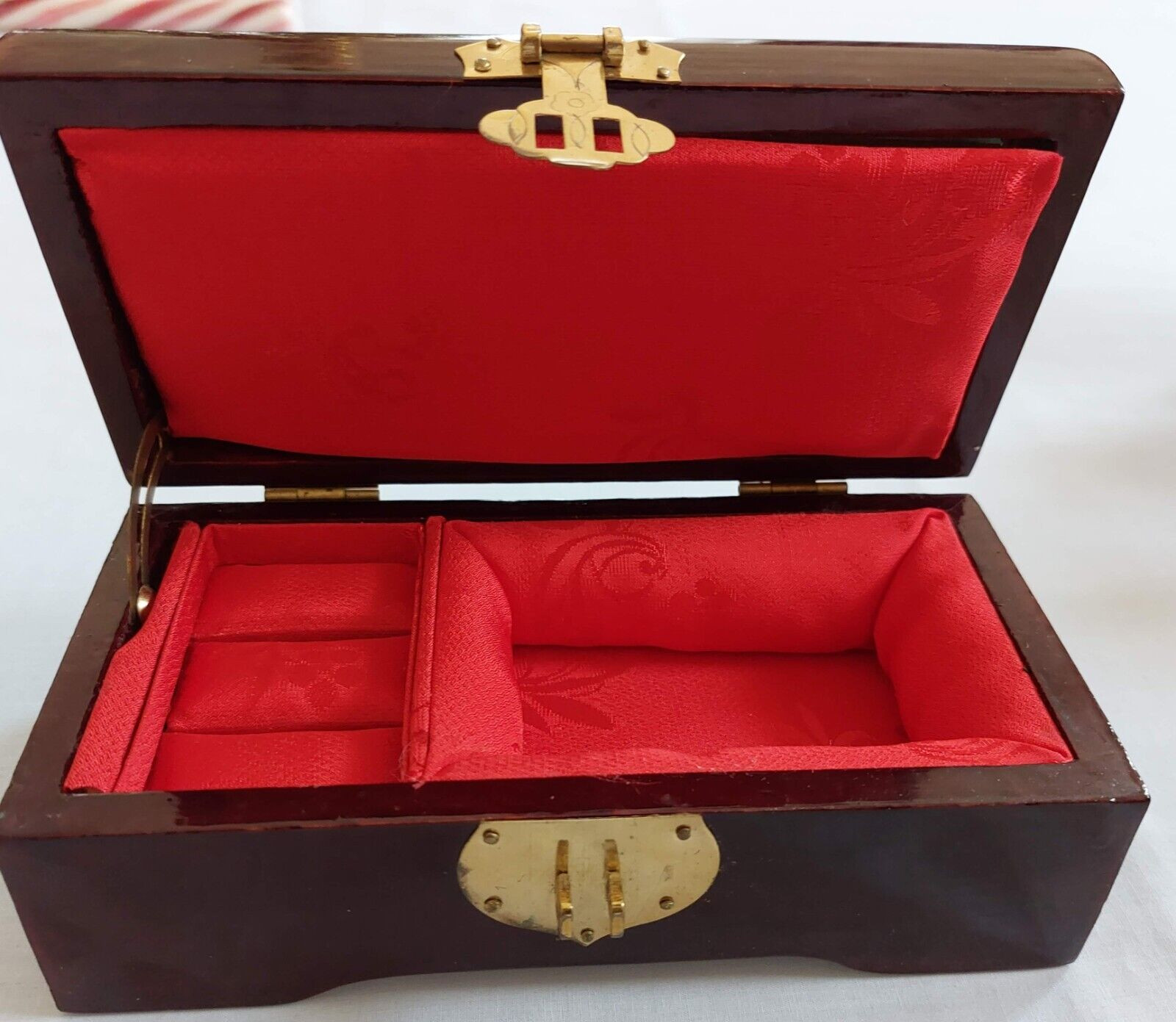 VTG San You Asian Jewelry Wood Box Diorama Cork Art Pagoda Scene Brass Lined