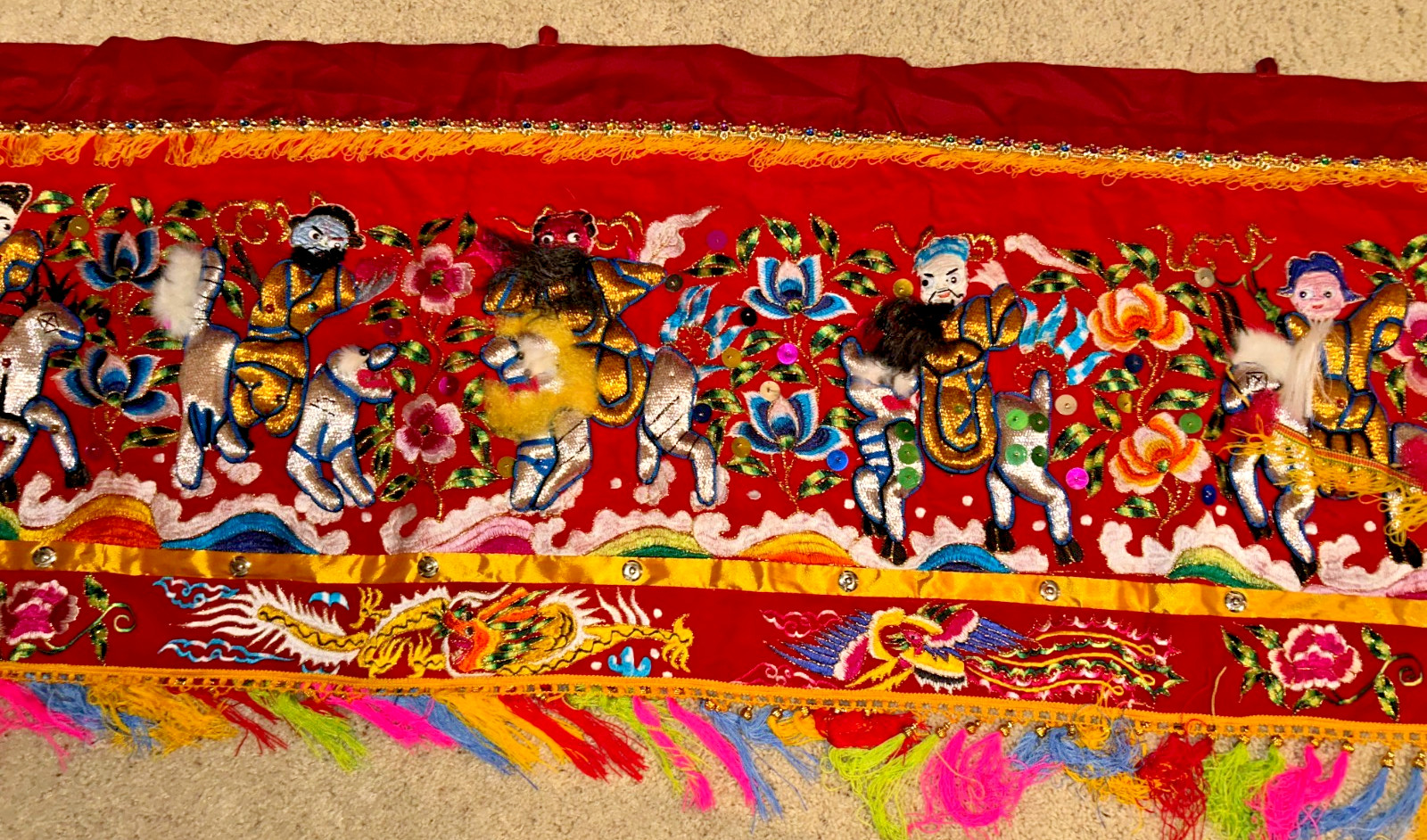 9′ LONG ASIAN WALL HANGING TAPESTRY chinese textile art BEARDS ON MEN rod Loops
