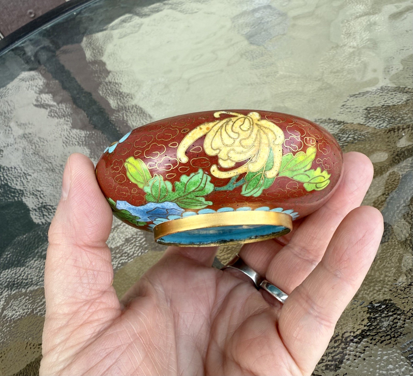 Vintage Chinese Asian Floral Cloisonné Enamel Brass Ashtray Beautiful Colors