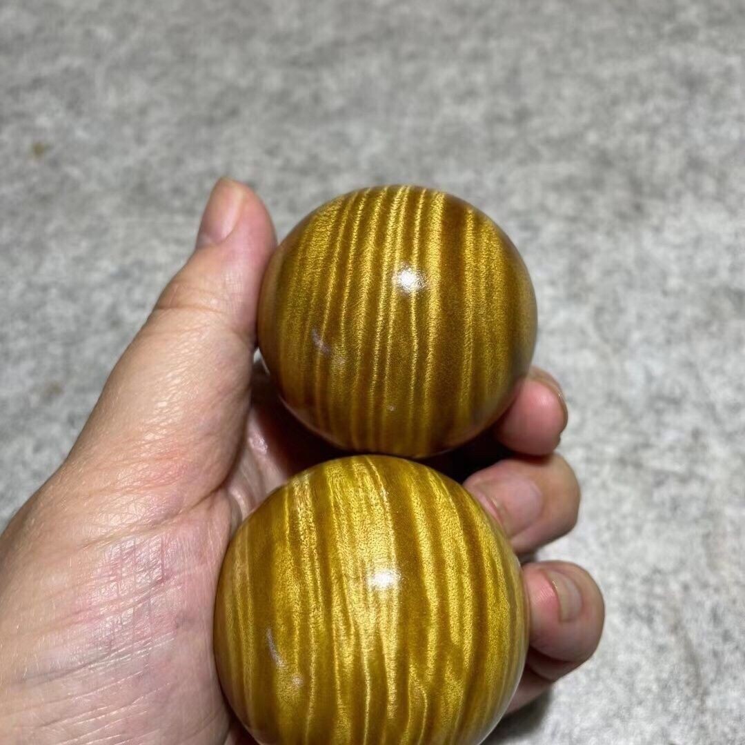 Golden Nanmu Hand Balls 5cm Solid Wood Health Massage Fitness Balls (Pair)