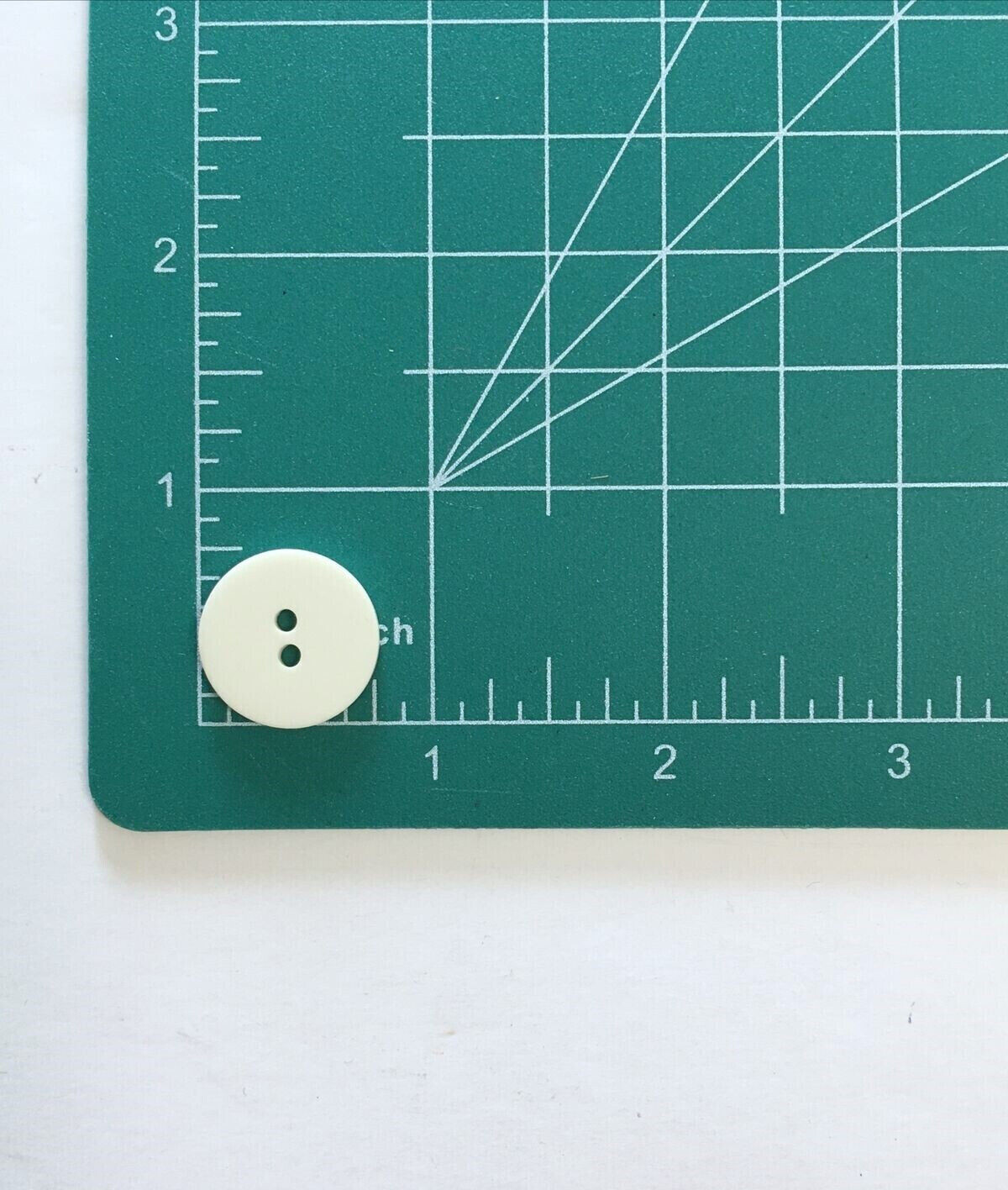 100 Buttons Off-White Ivory Matte Plastic 2-Hole Sew Through Sewing 19 mm #WH21