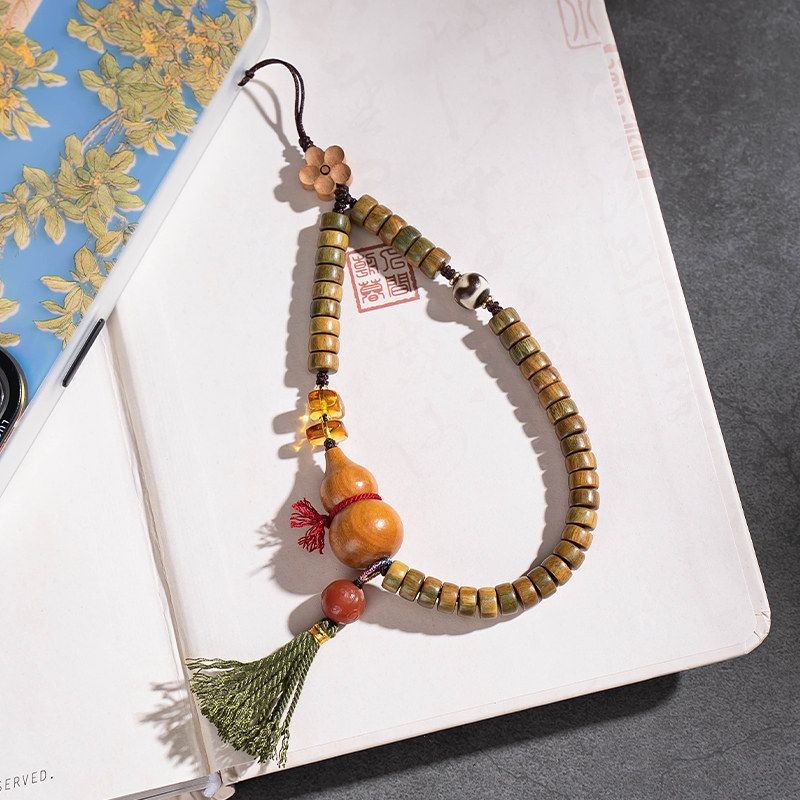 Green Sandalwood Gourd Phone Strap Wrist Lanyard Chinese Style Beaded Charm