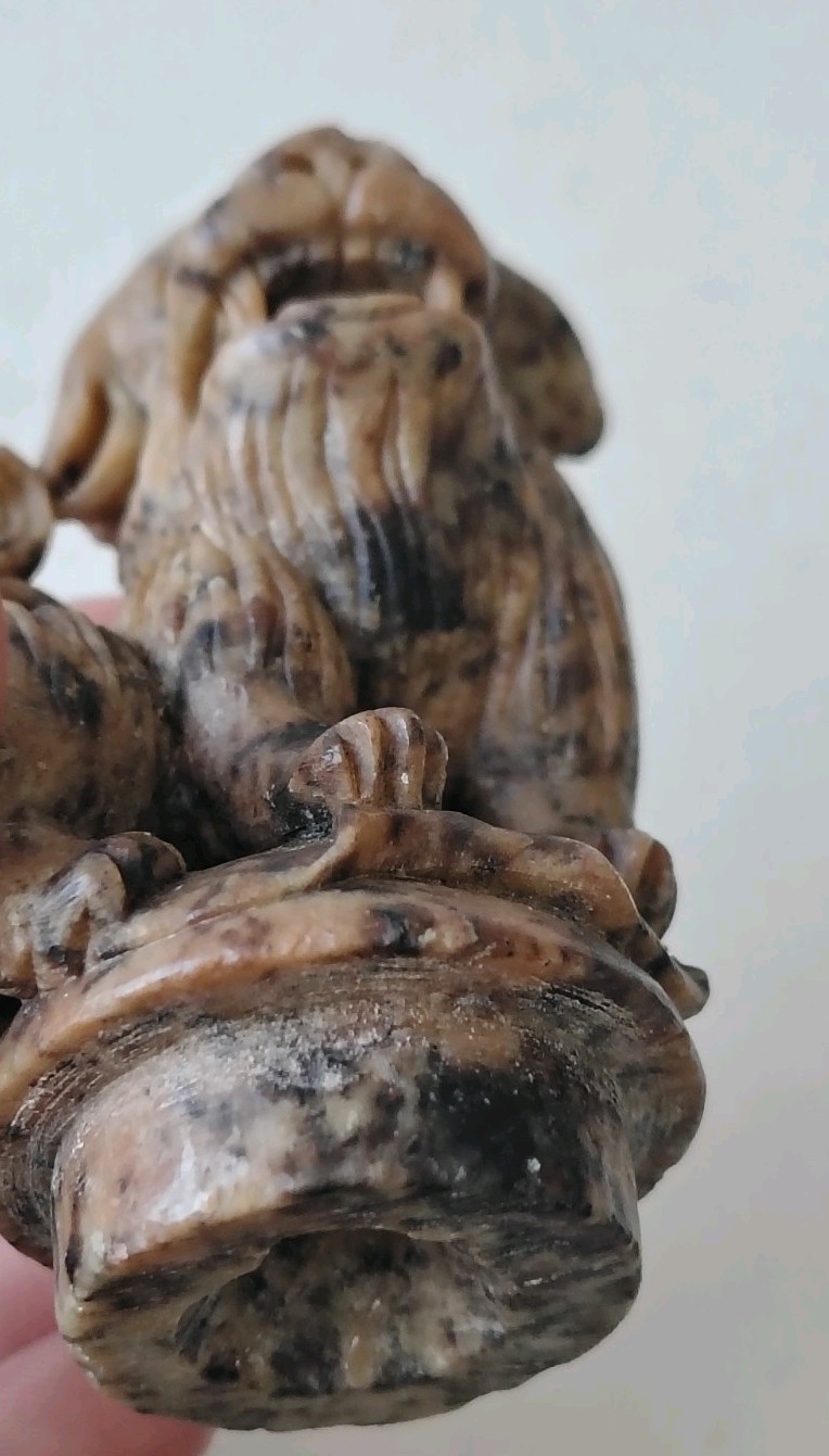 Vintage Chinese Hand Carved Soapstone Incense Burner Top Foo Dog 3″ Figurine