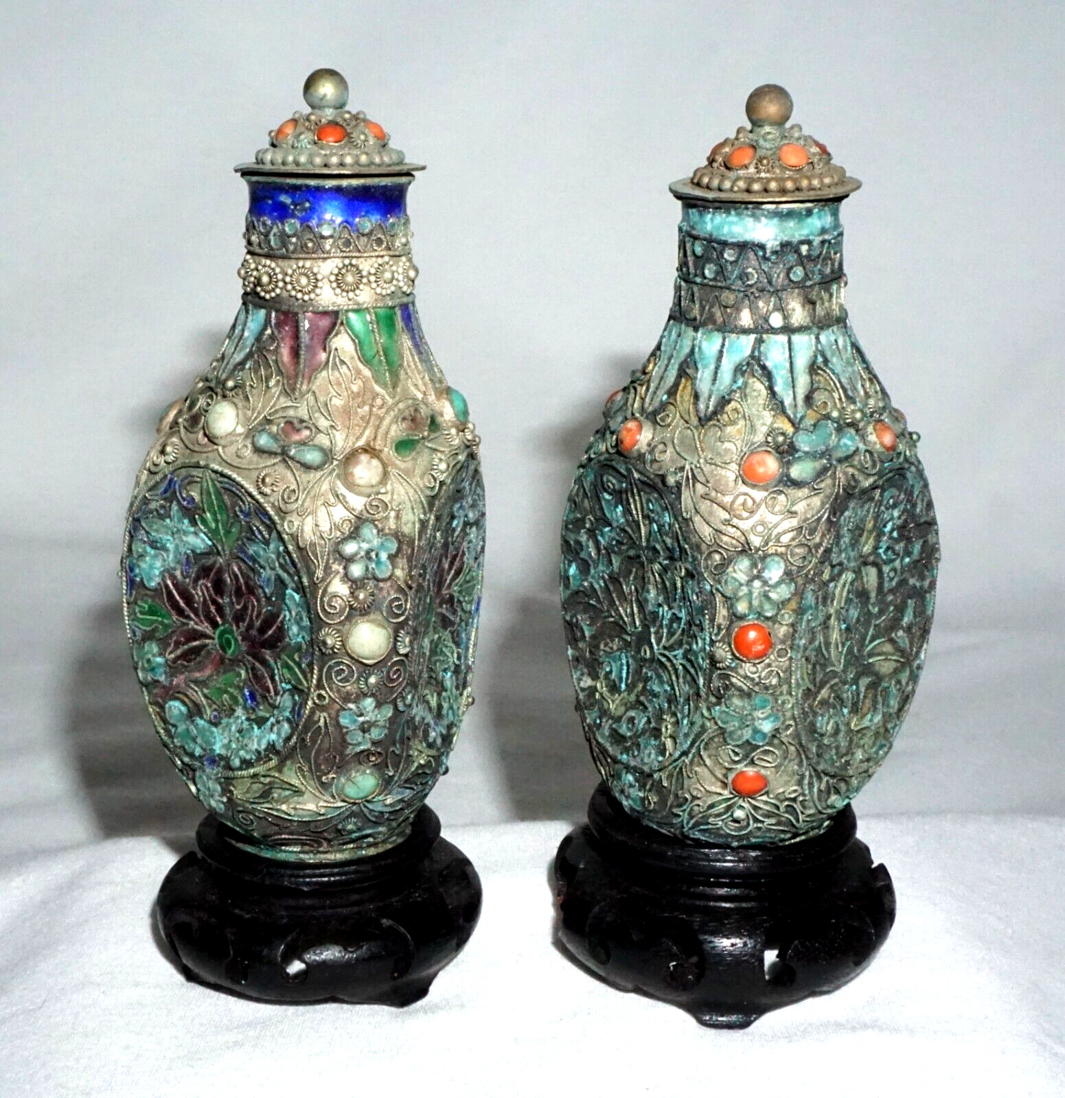 2Pc Chinese Silver & Enamel Coral & Turquoise Floral Snuff Bottles (LLA) IC