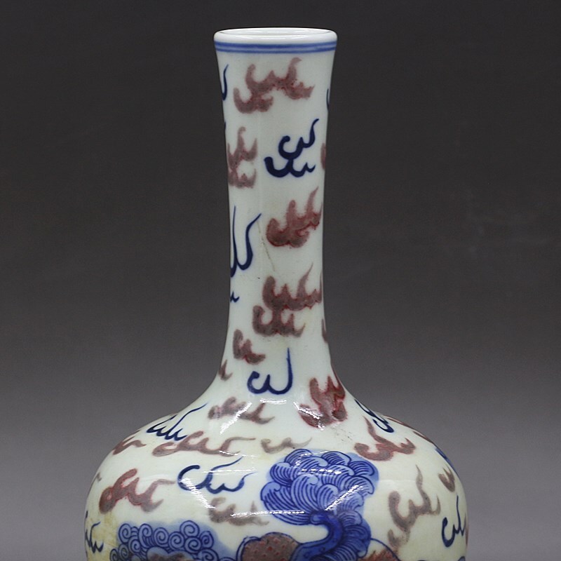 9.4″ Chinese Qing Blue White Porcelain Red Glaze Animal Foo Fu Dog Lion Vase