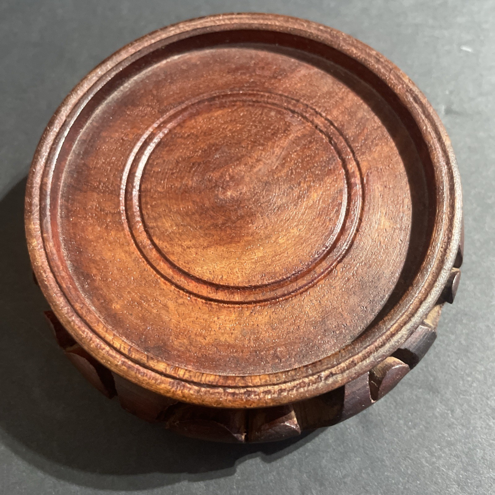Vintage Chinese Carved Wood Vase Stand Display Urn 4″ Outer Diameter