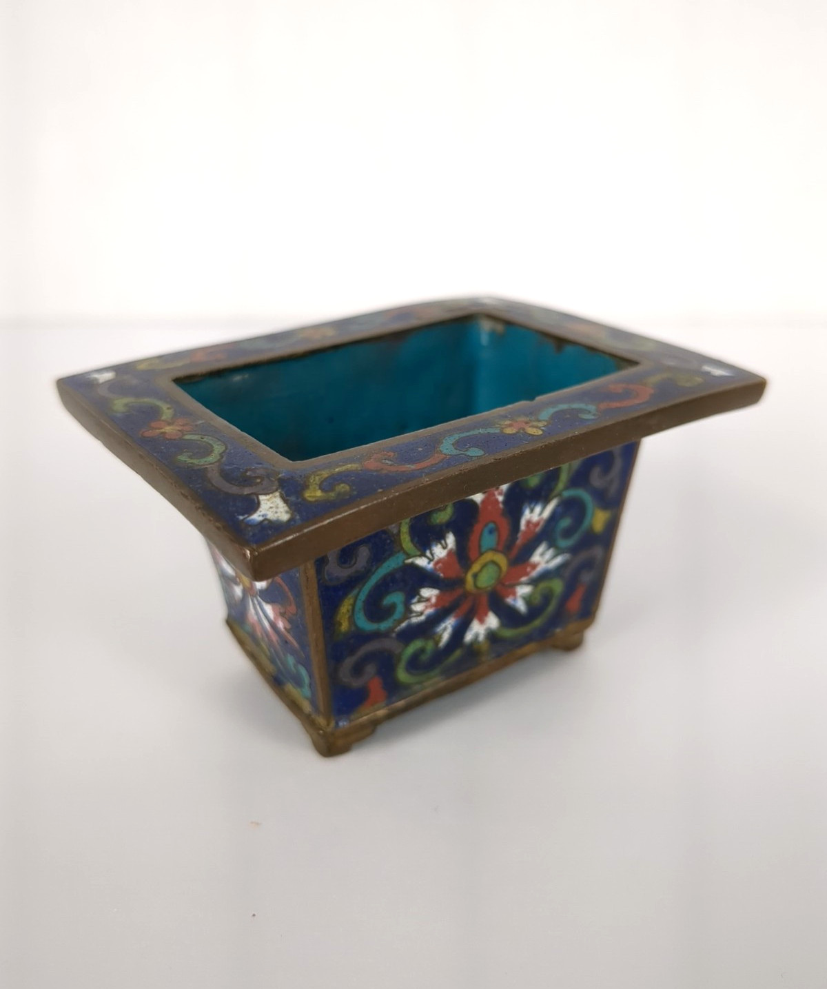 Vintage Chinese Cloisonne Miniature Bonsai Planter Blue 1.5 x 2.5 x 2