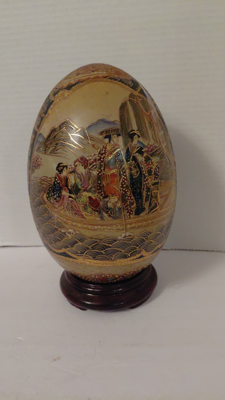Vintage Satsuma Chinese Porcelain 14″ Asian Art Gold Gilding Egg Excellent Cond.